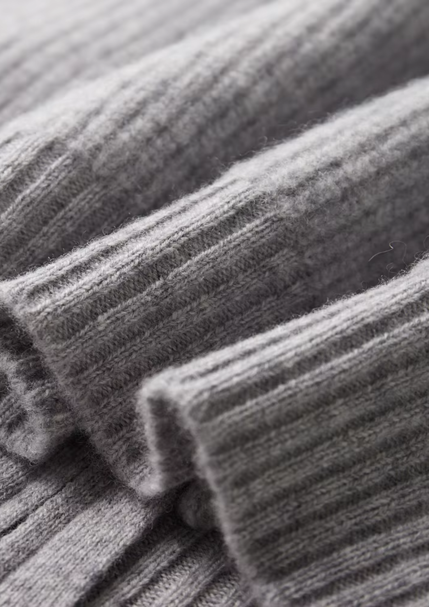 PURE EXTRA-FINE MERINO WOOL RIBBED CARDIGAN CLOUDWOOL®