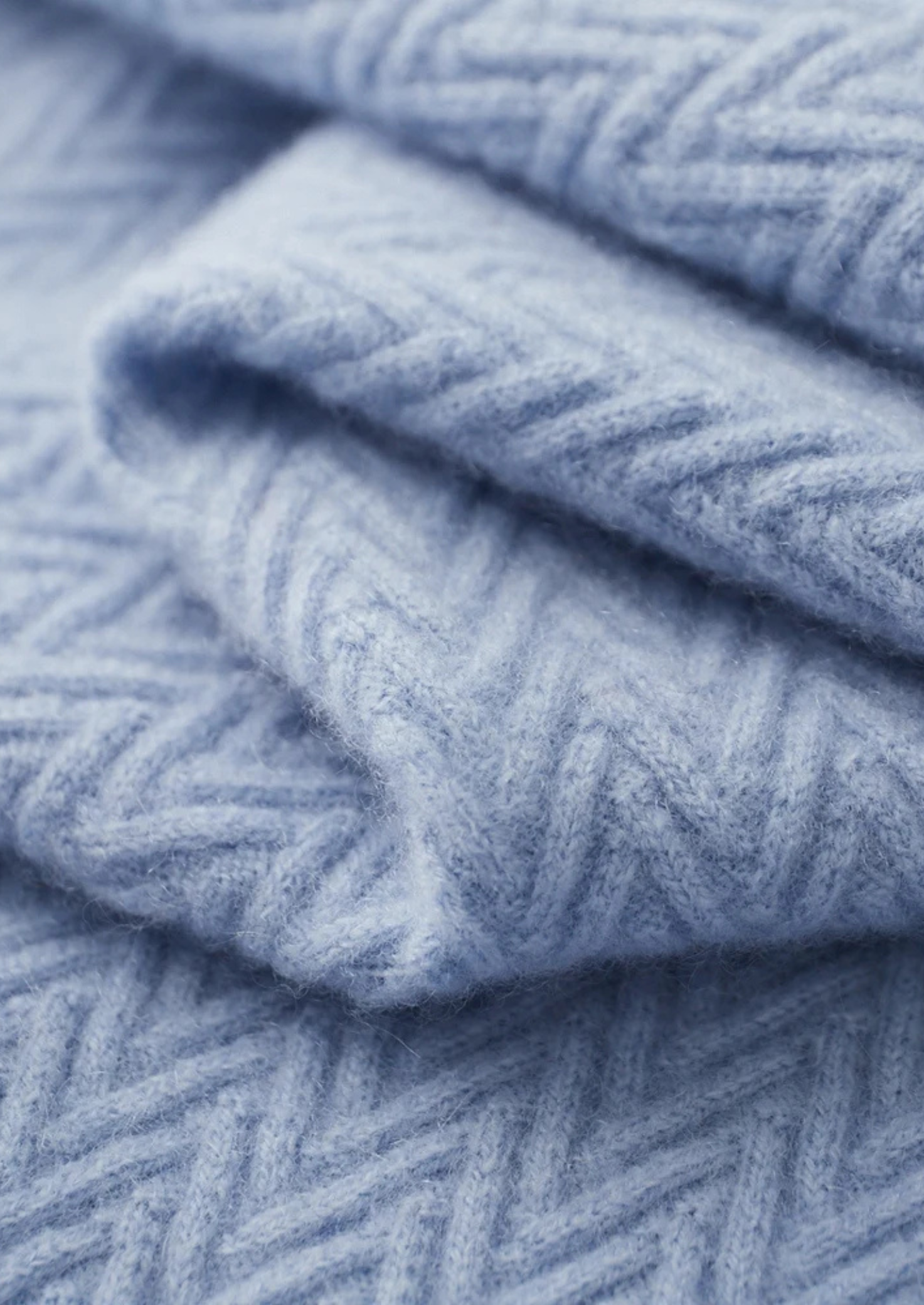 PREMIUM CASHMERE ZIGZAG BUTTON SWEATER EXCLUSIVE RELEASE