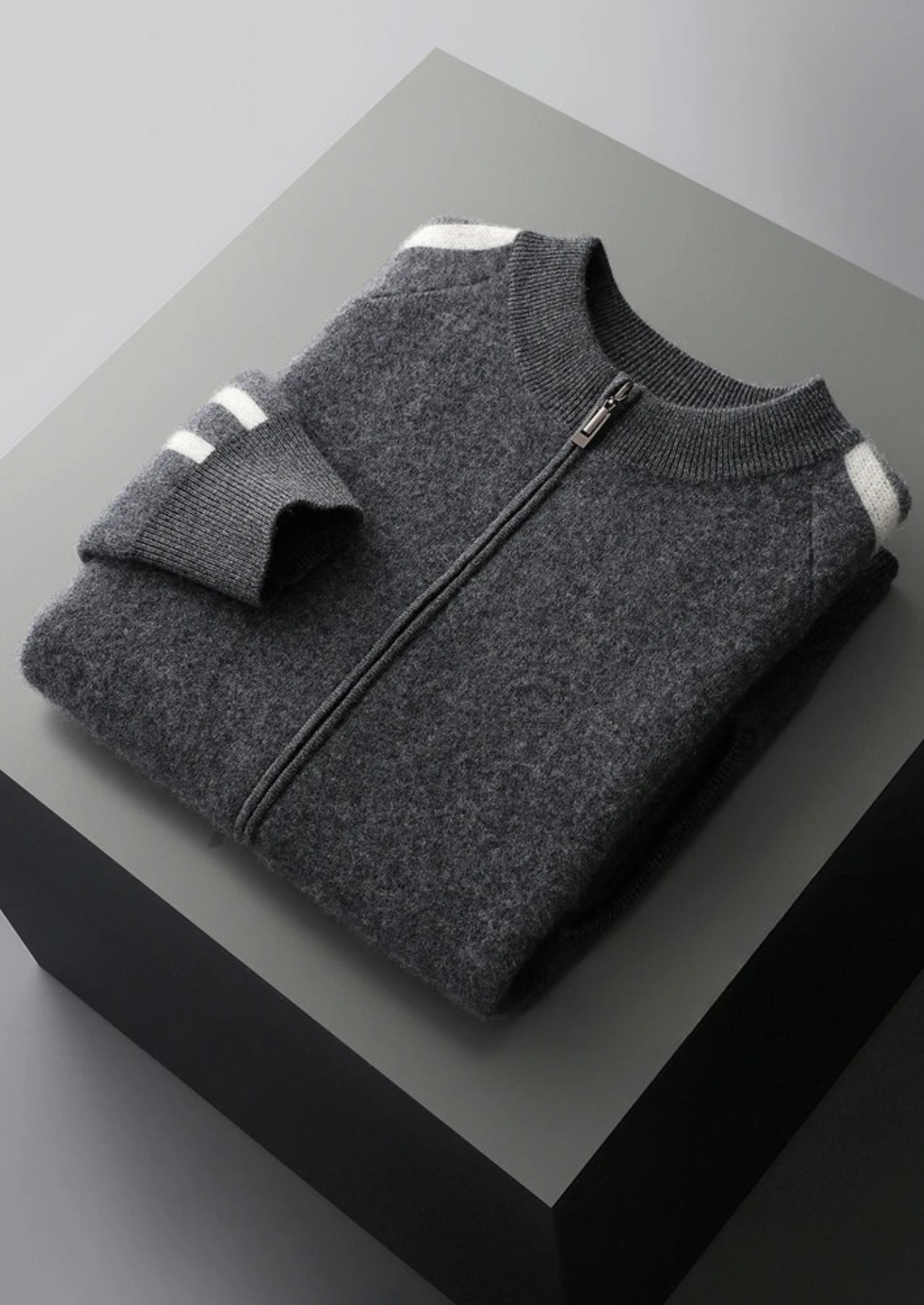 PURE EXTRA-FINE MERINO WOOL STRIPED CARDIGAN CLOUDWOOL®