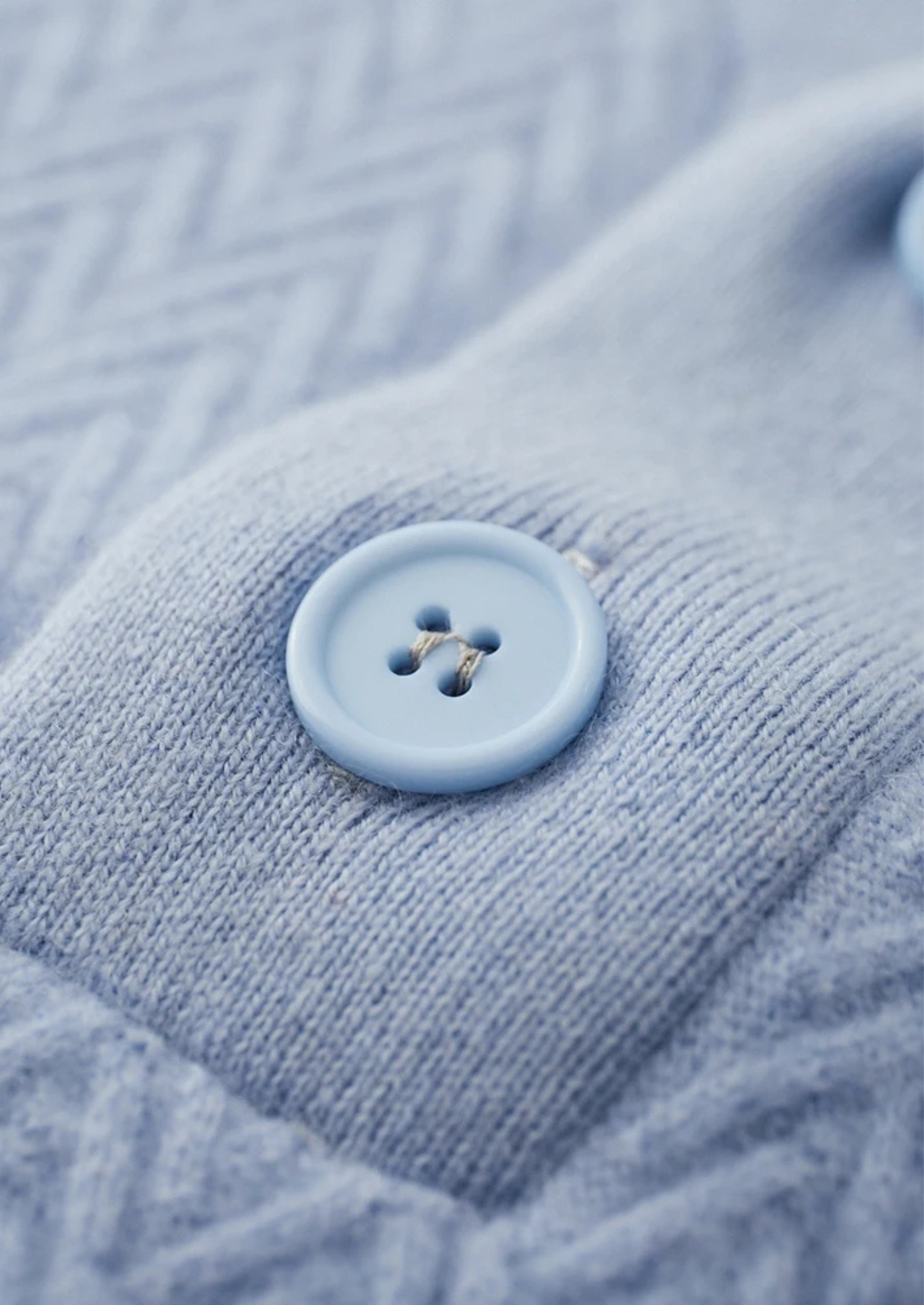 PREMIUM CASHMERE ZIGZAG BUTTON SWEATER EXCLUSIVE RELEASE