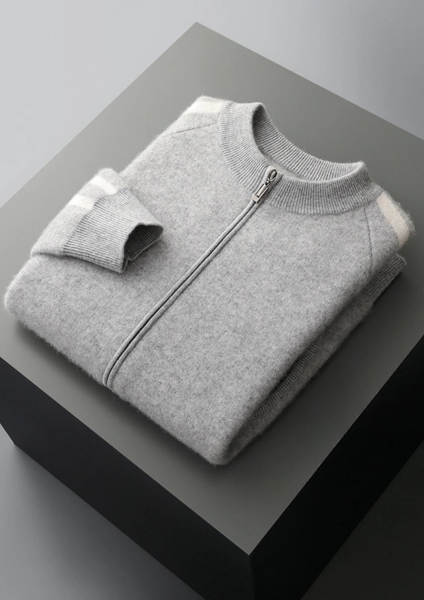 PURE EXTRA-FINE MERINO WOOL STRIPED CARDIGAN CLOUDWOOL®