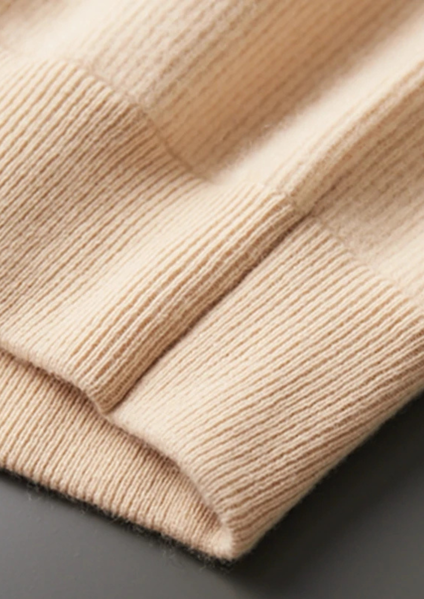 PURE EXTRA-FINE MERINO WOOL RIBBED ZIP CARDIGAN CLOUDWOOL®