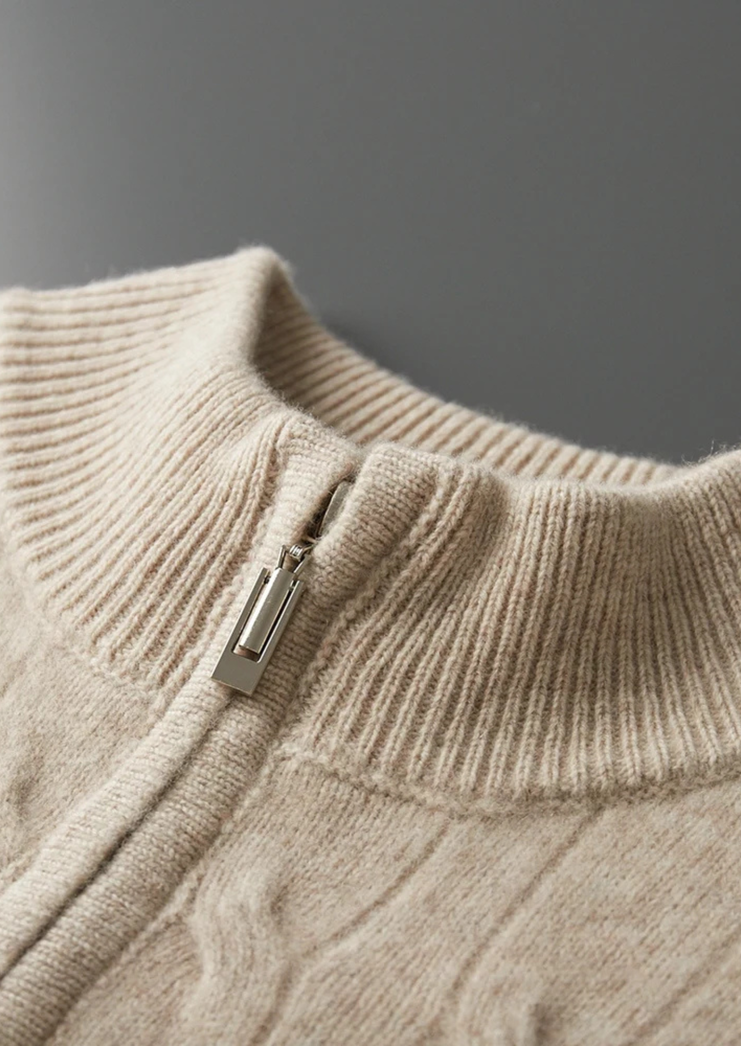 PURE EXTRA-FINE MERINO WOOL CABLE HALF ZIP CLOUDWOOL®
