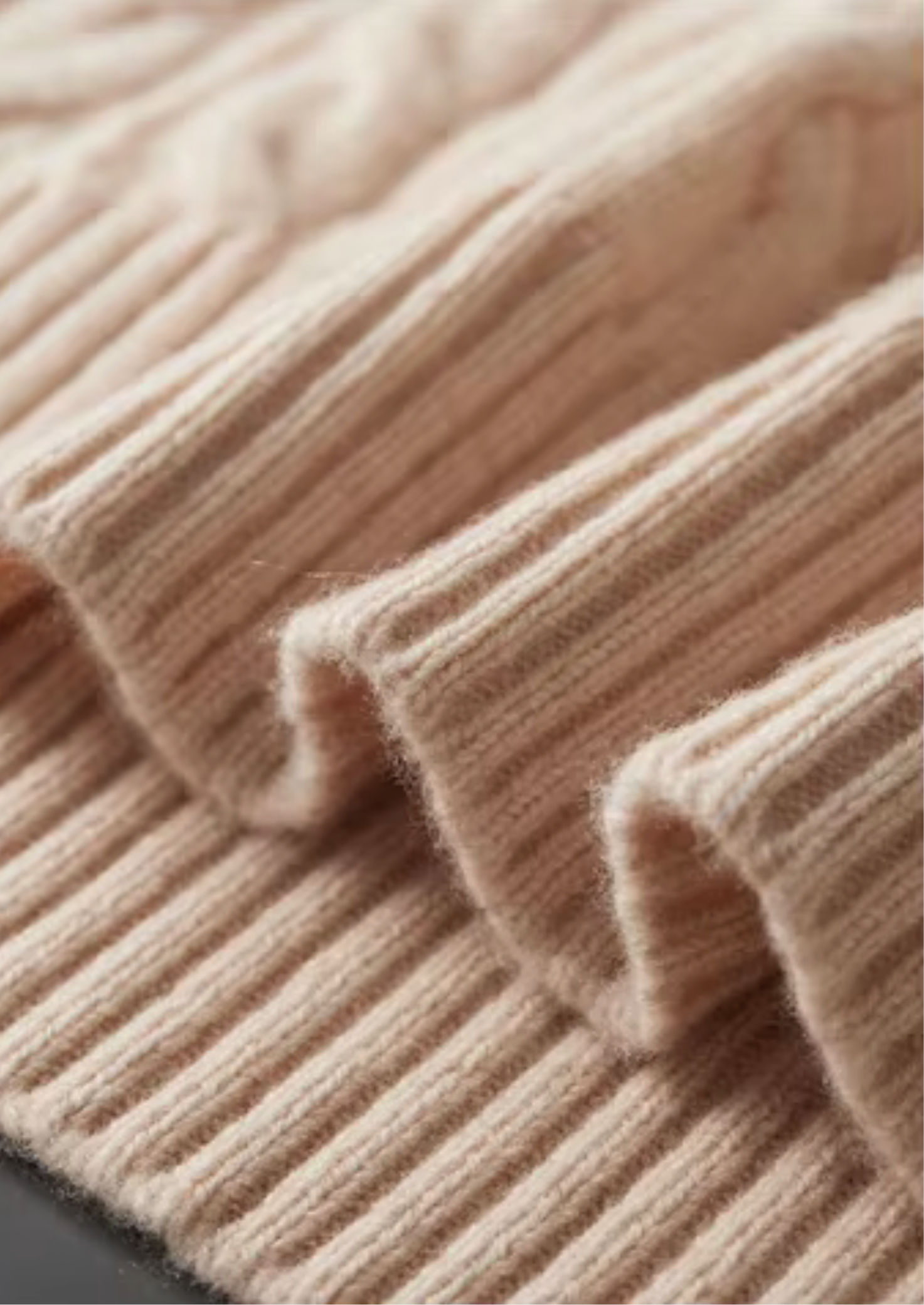 PURE EXTRA-FINE MERINO WOOL CABLE KNIT CREWNECK CLOUDWOOL®