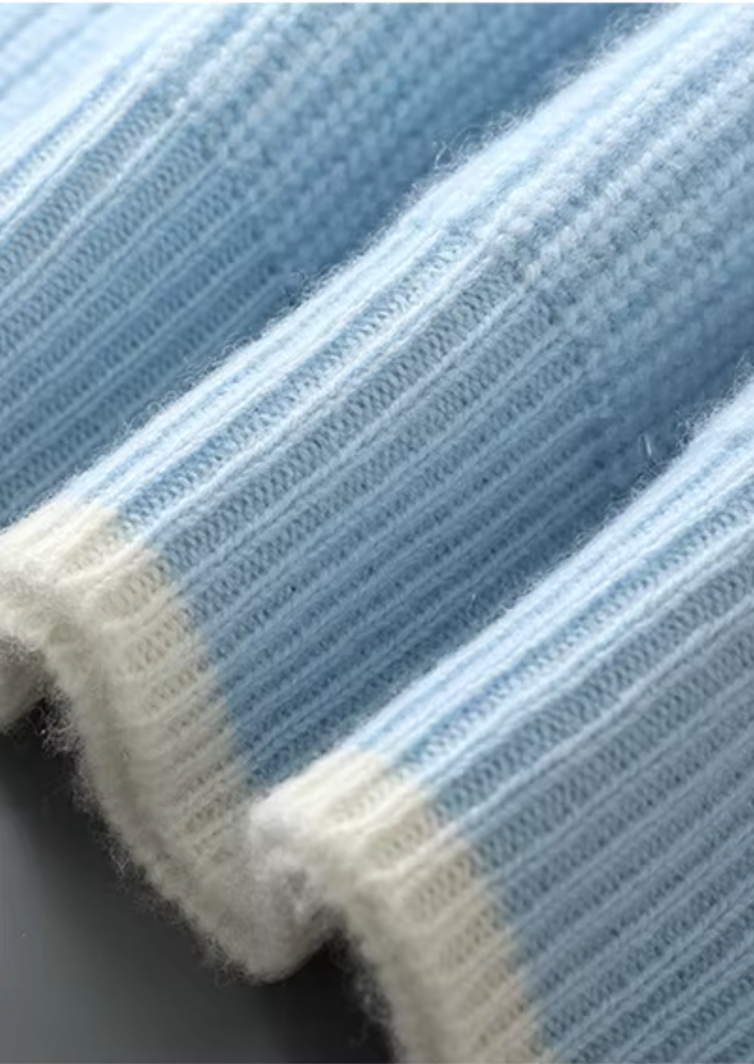 PURE EXTRA-FINE MERINO WOOL TWO TONE CREWNECK CLOUDWOOL®