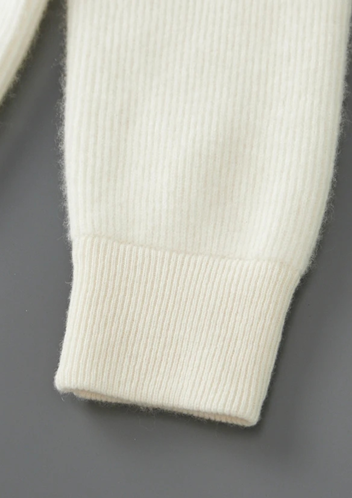 PURE EXTRA-FINE MERINO WOOL RIBBED ZIPPER CARDIGAN CLOUDWOOL®