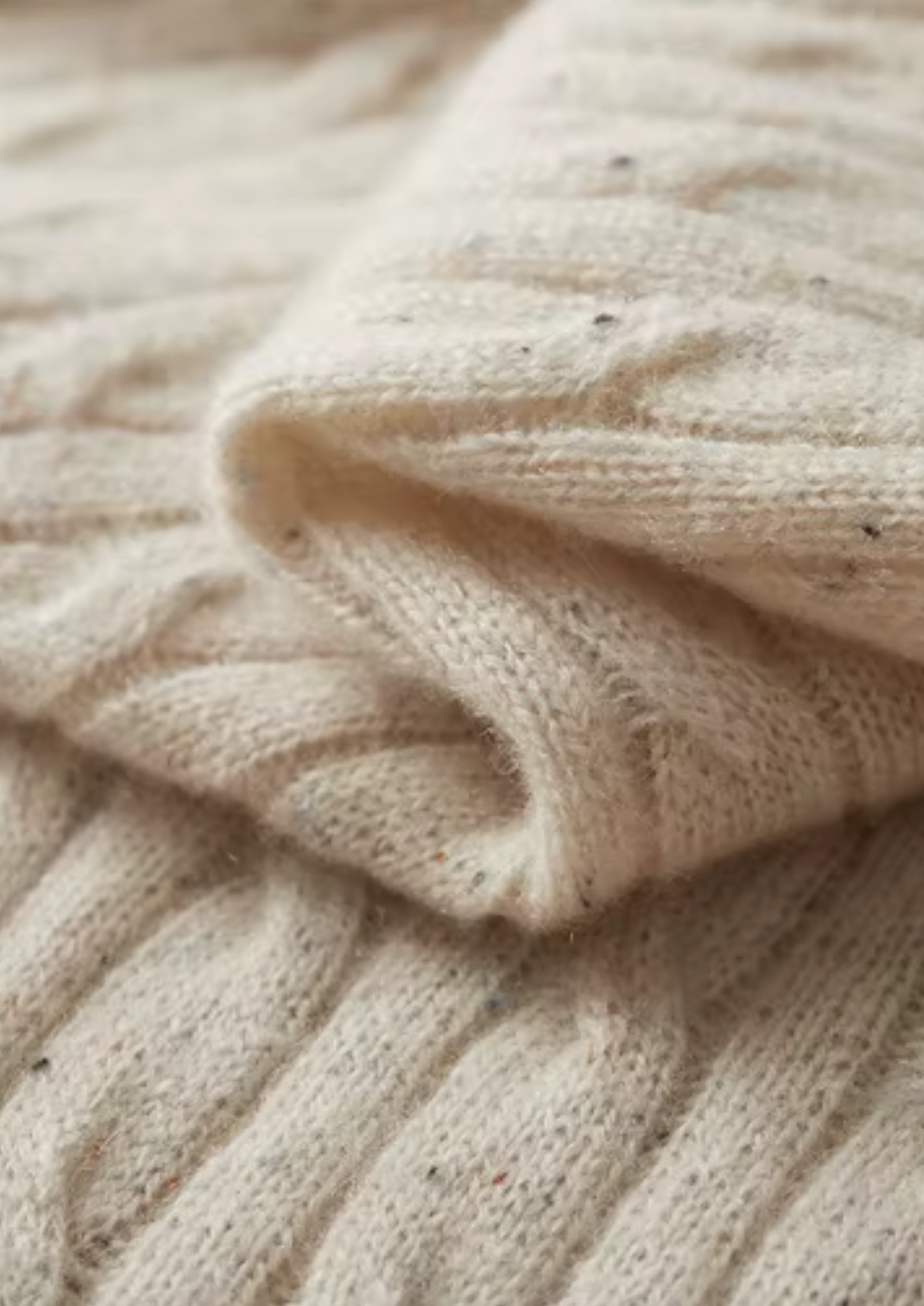 PURE EXTRA-FINE MERINO WOOL NEPPED CABLE CREWNECK CLOUDWOOL®