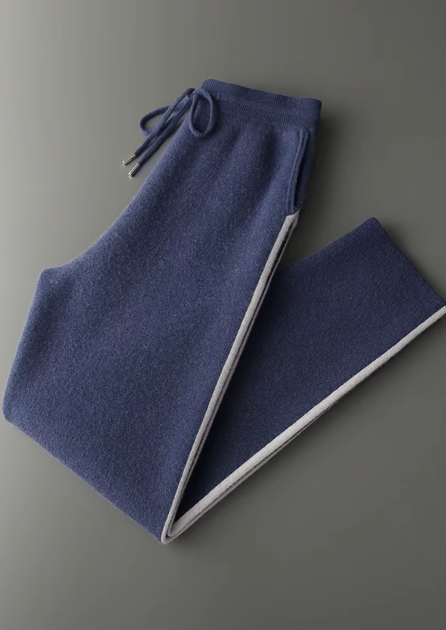 PREMIUM CASHMERE LEISURE SET EXCLUSIVE RELEASE