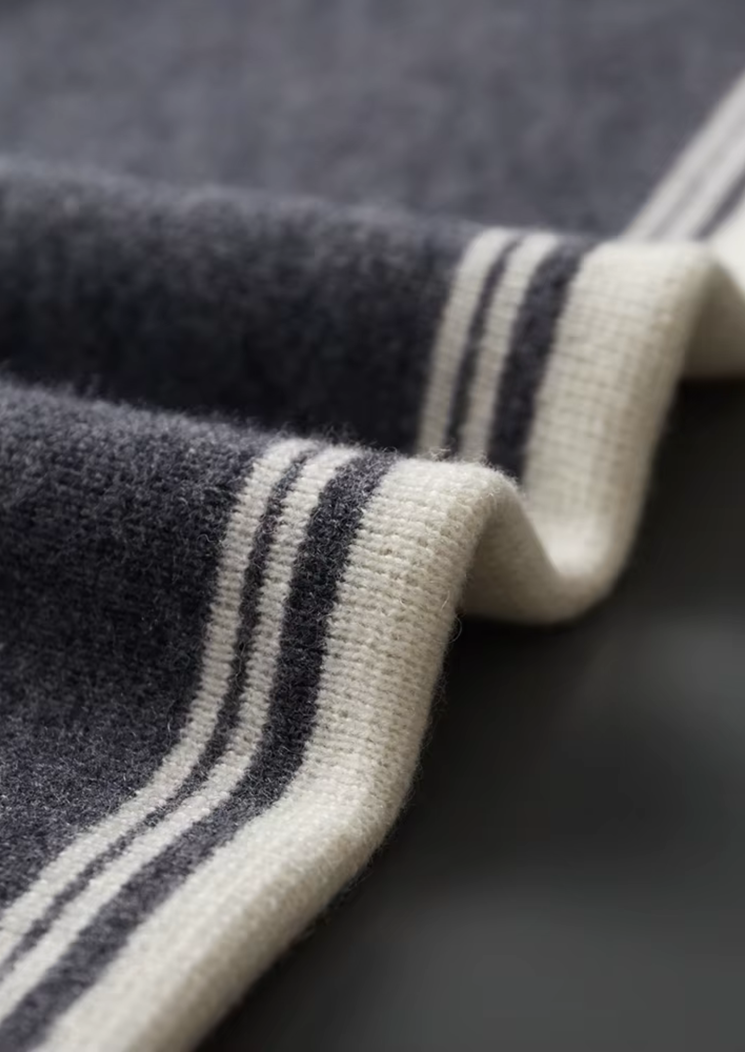PURE EXTRA-FINE MERINO WOOL DAMIEN SET CLOUDWOOL®