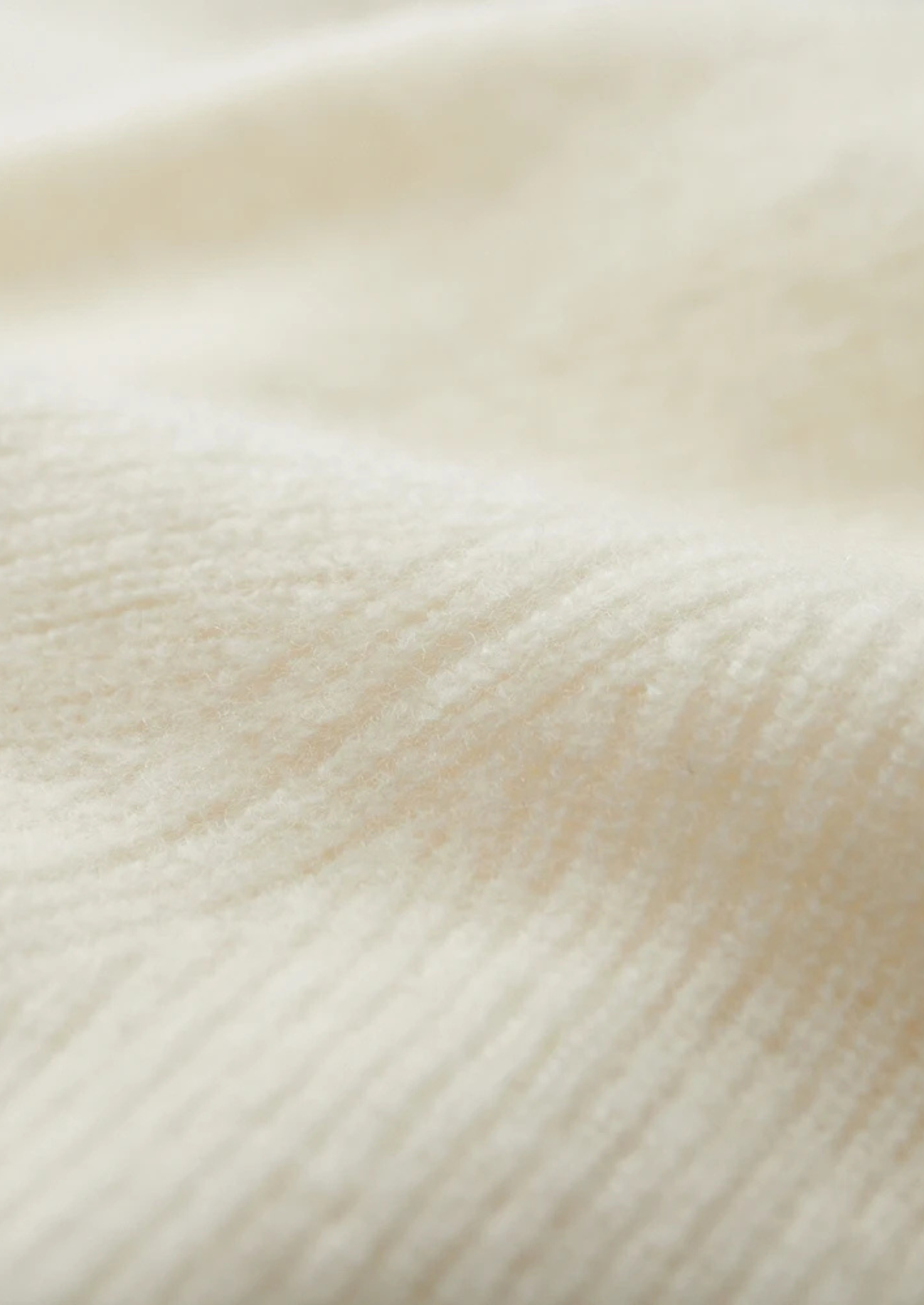 PREMIUM CASHMERE RIBBED HALF-ZIP SWEATER EXCLUSIVE RELEASE