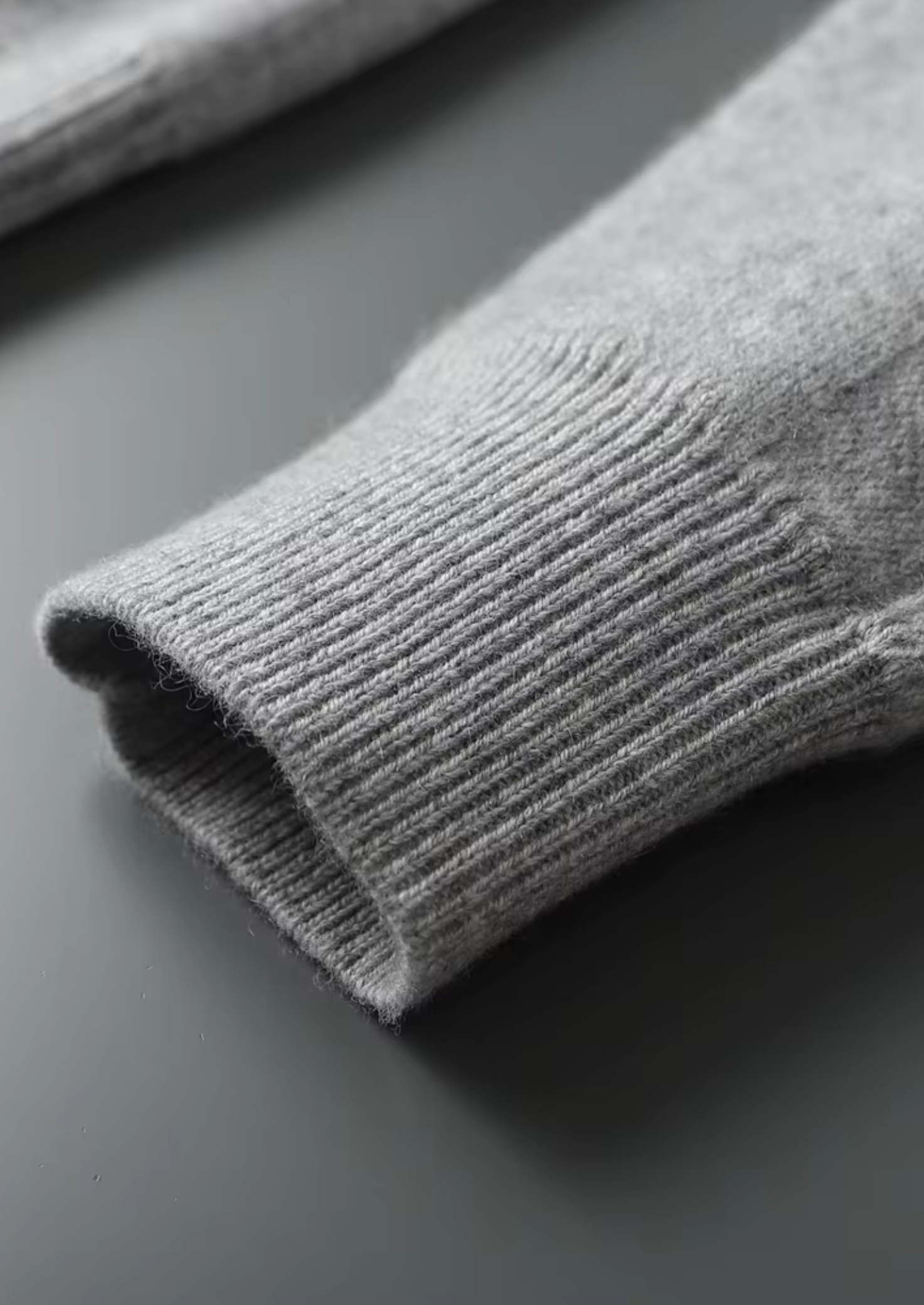 PREMIUM CASHMERE ESSENTIAL HALF-ZIP SWEATER EXCLUSIVE RELEASE