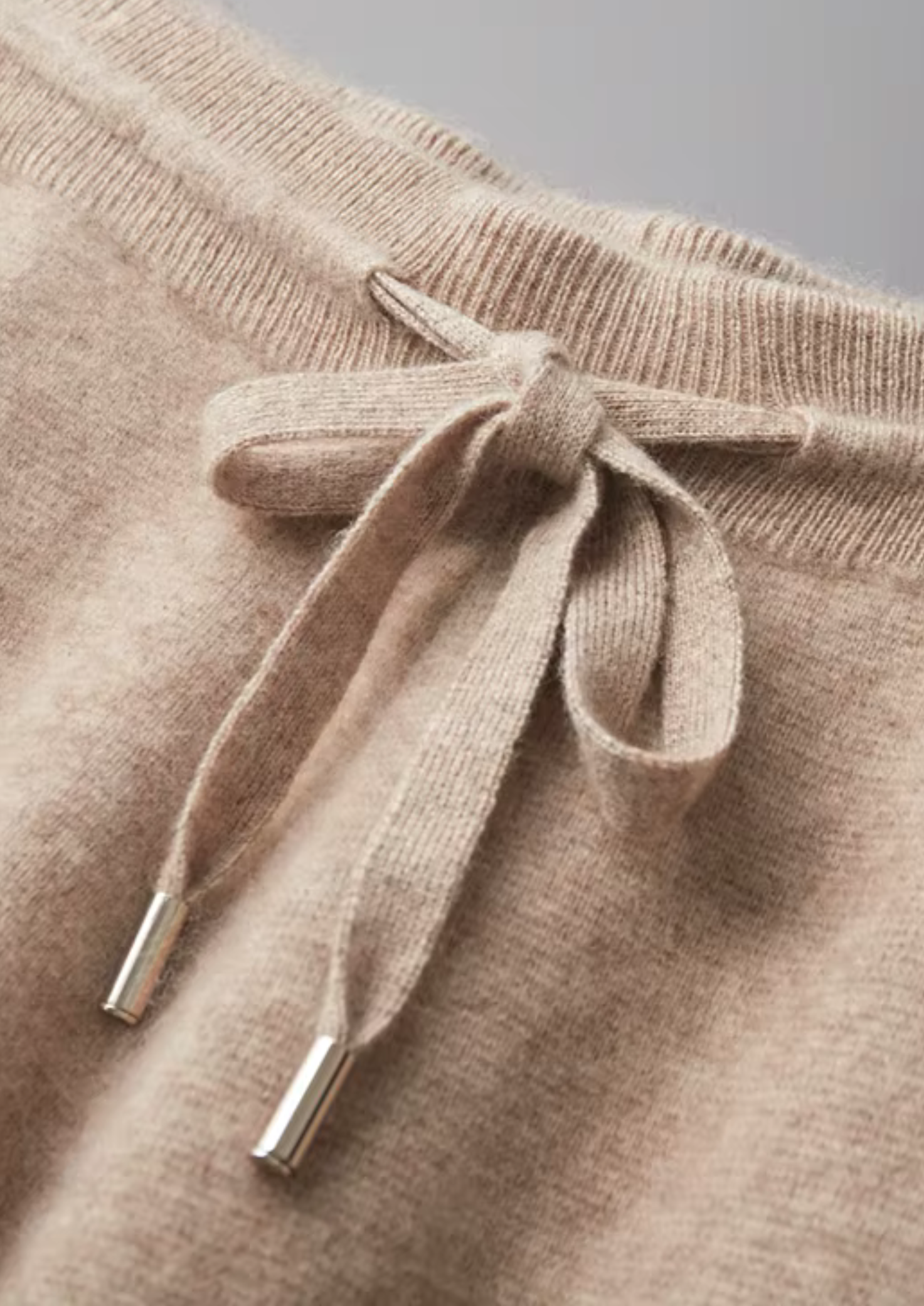 PREMIUM CASHMERE SLIM TROUSERS EXCLUSIVE RELEASE