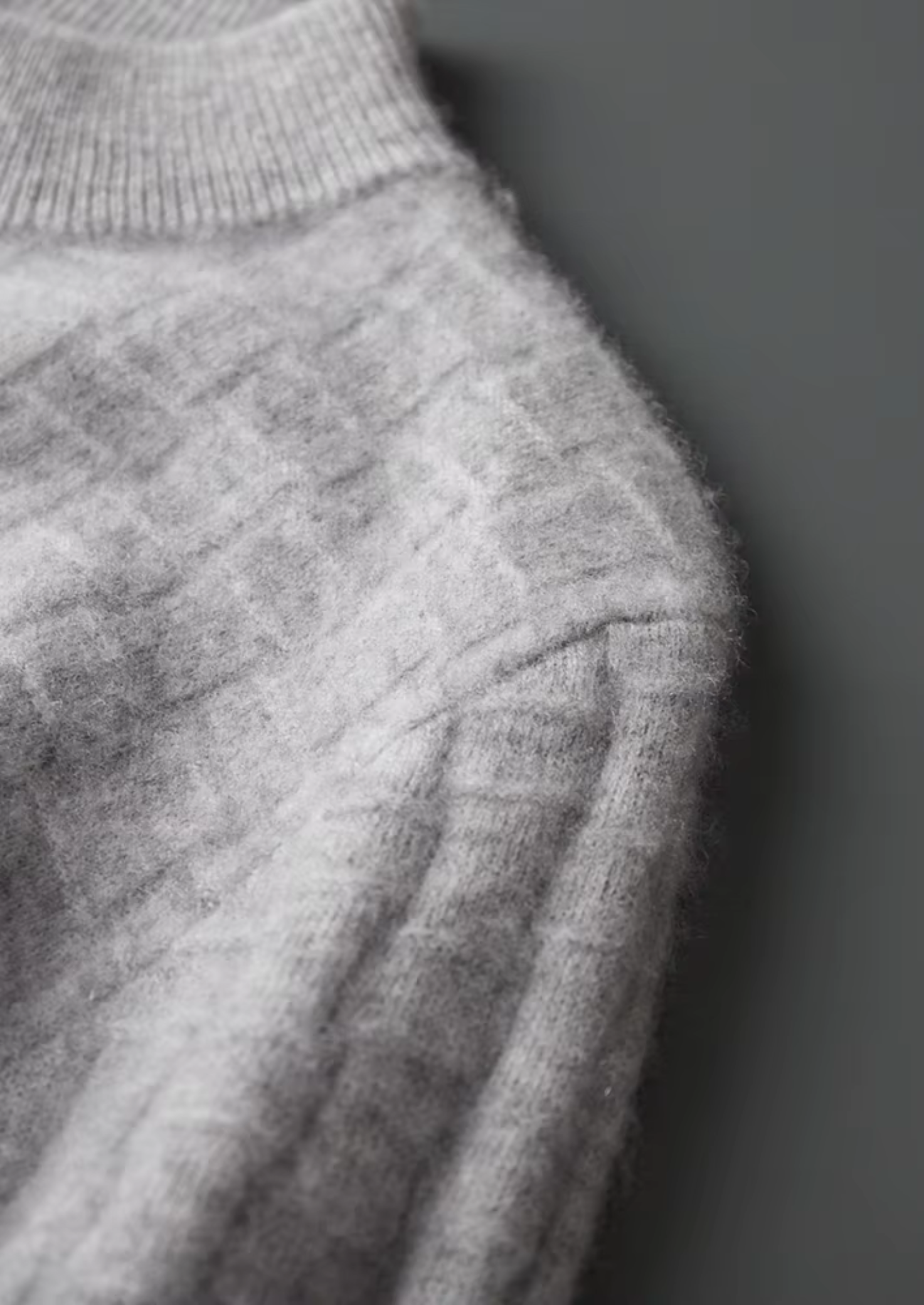 PURE EXTRA-FINE MERINO WOOL TEXTURED MOCKNECK CLOUDWOOL®