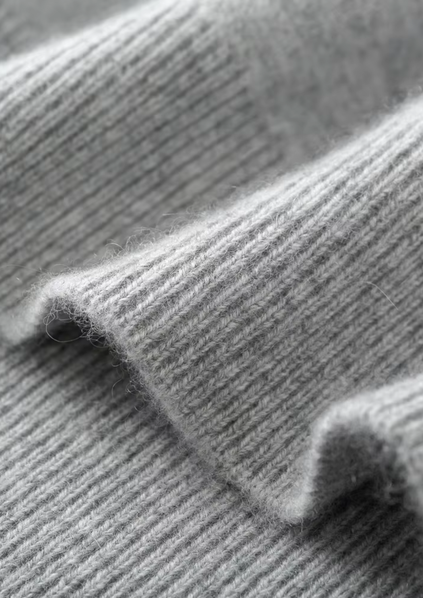 PURE EXTRA-FINE MERINO WOOL ESSENTIAL CARDIGAN CLOUDWOOL®