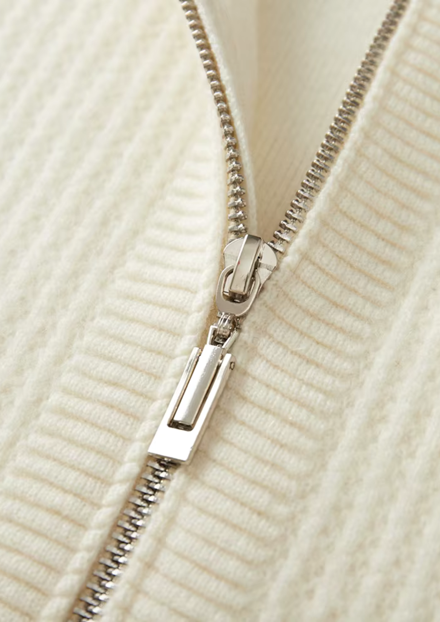 PURE EXTRA-FINE MERINO WOOL RIBBED ZIPPER HOODIE CLOUDWOOL®