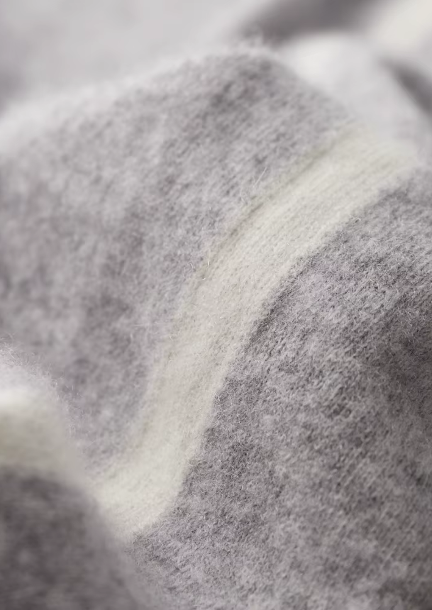 PREMIUM CASHMERE LEISURE SET EXCLUSIVE RELEASE