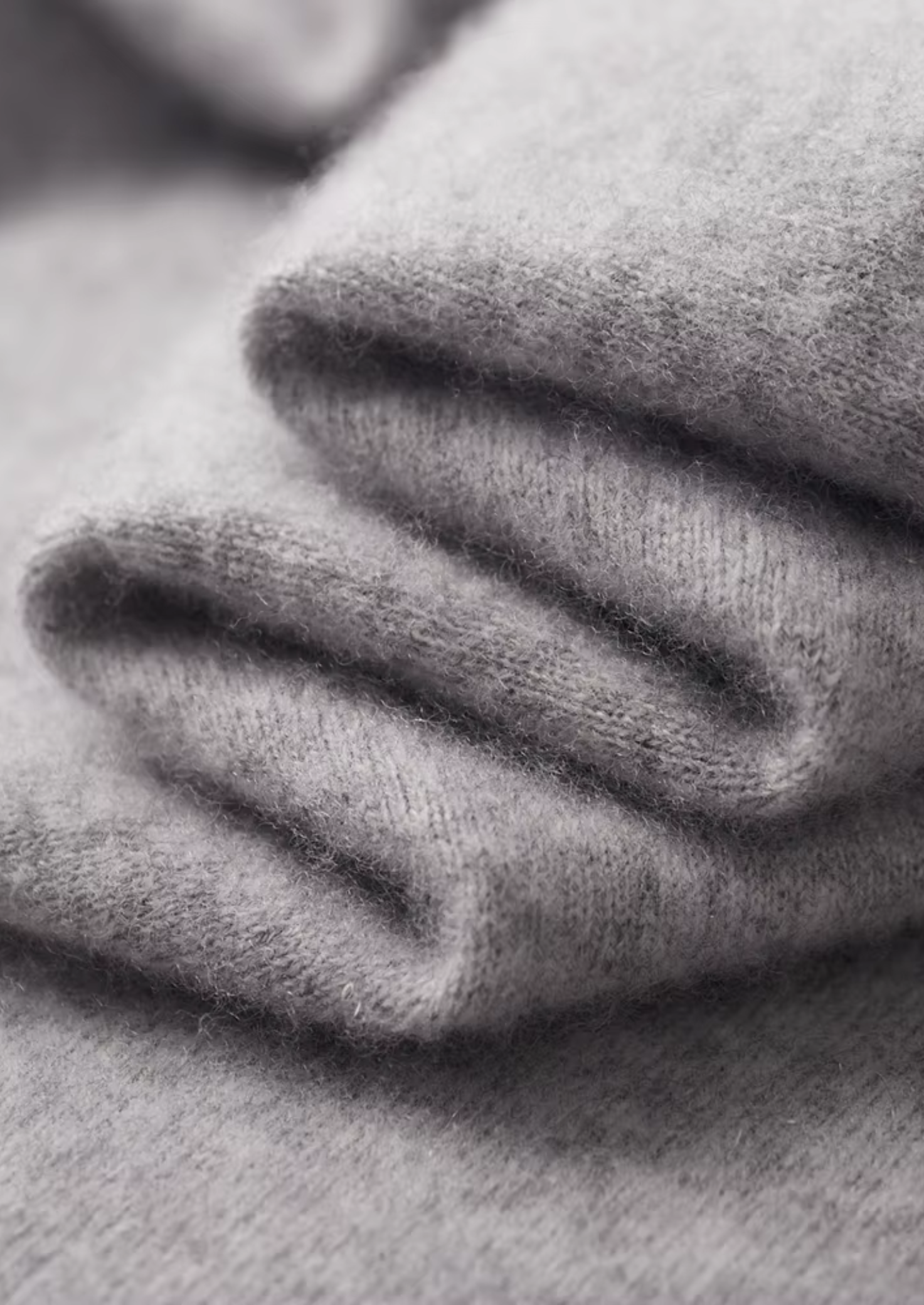 PREMIUM CASHMERE LEISURE SET EXCLUSIVE RELEASE