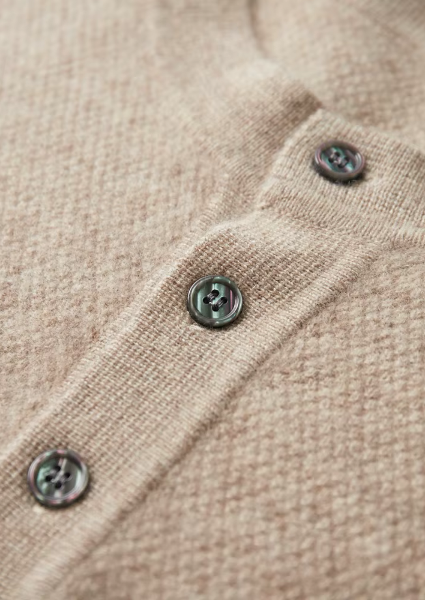PREMIUM CASHMERE CLASSIC HENLEY SWEATER EXCLUSIVE RELEASE