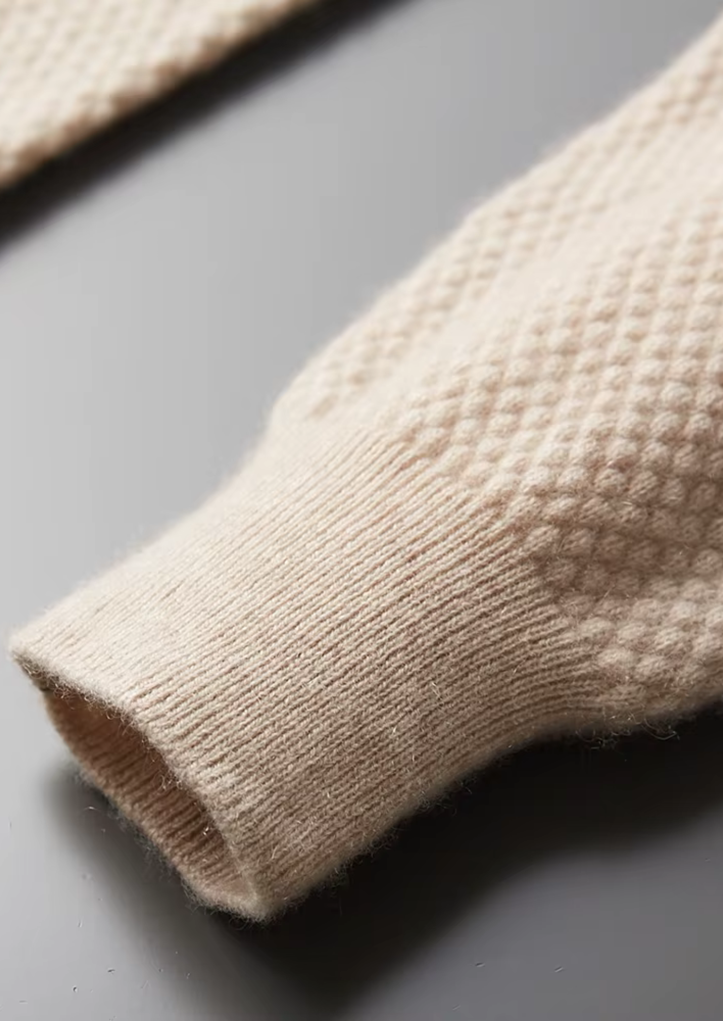 PREMIUM CASHMERE TEXTURED SWEATER POLO EXCLUSIVE RELEASE