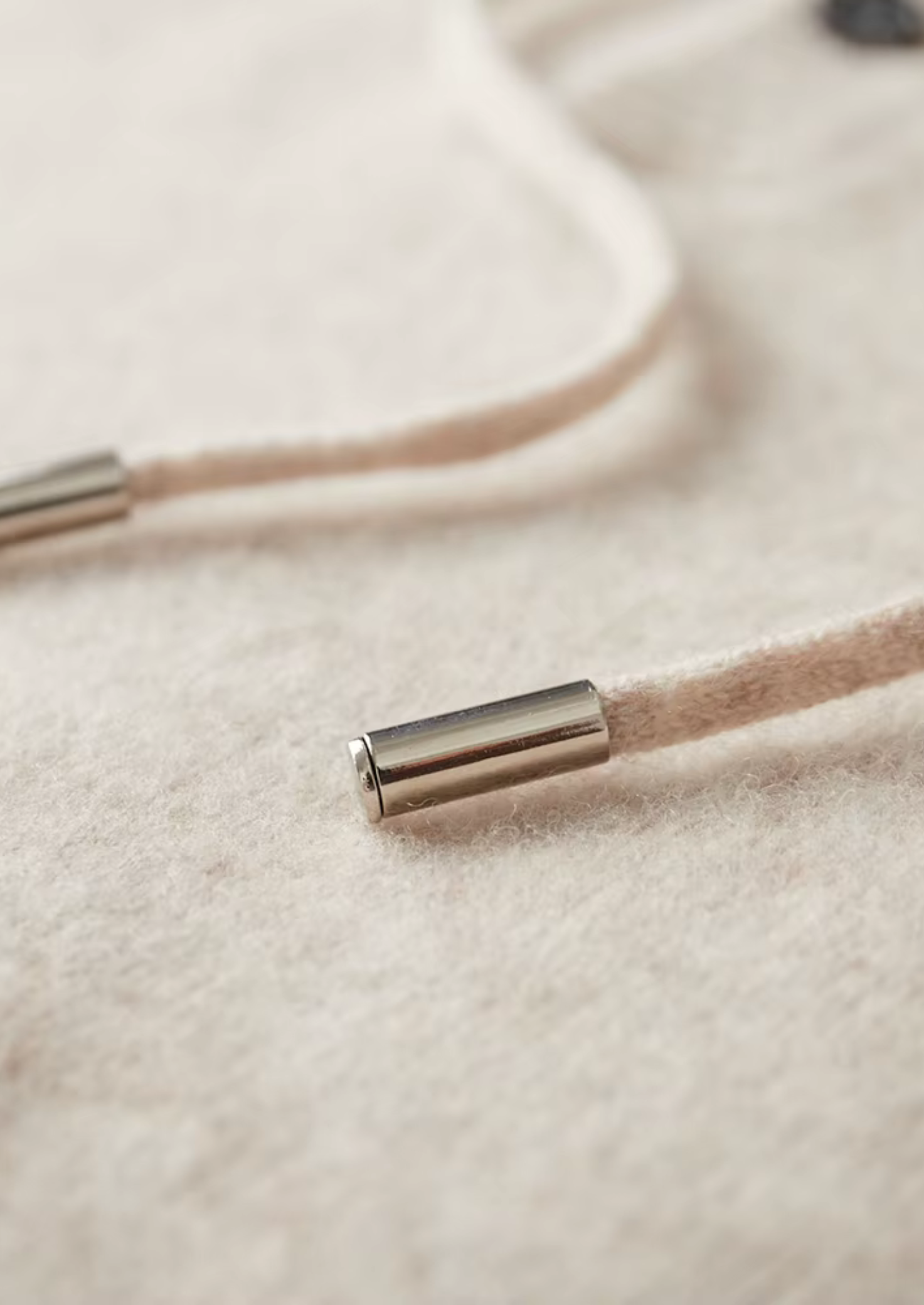 PURE EXTRA-FINE MERINO WOOL BUTTON HOODIE CLOUDWOOL®