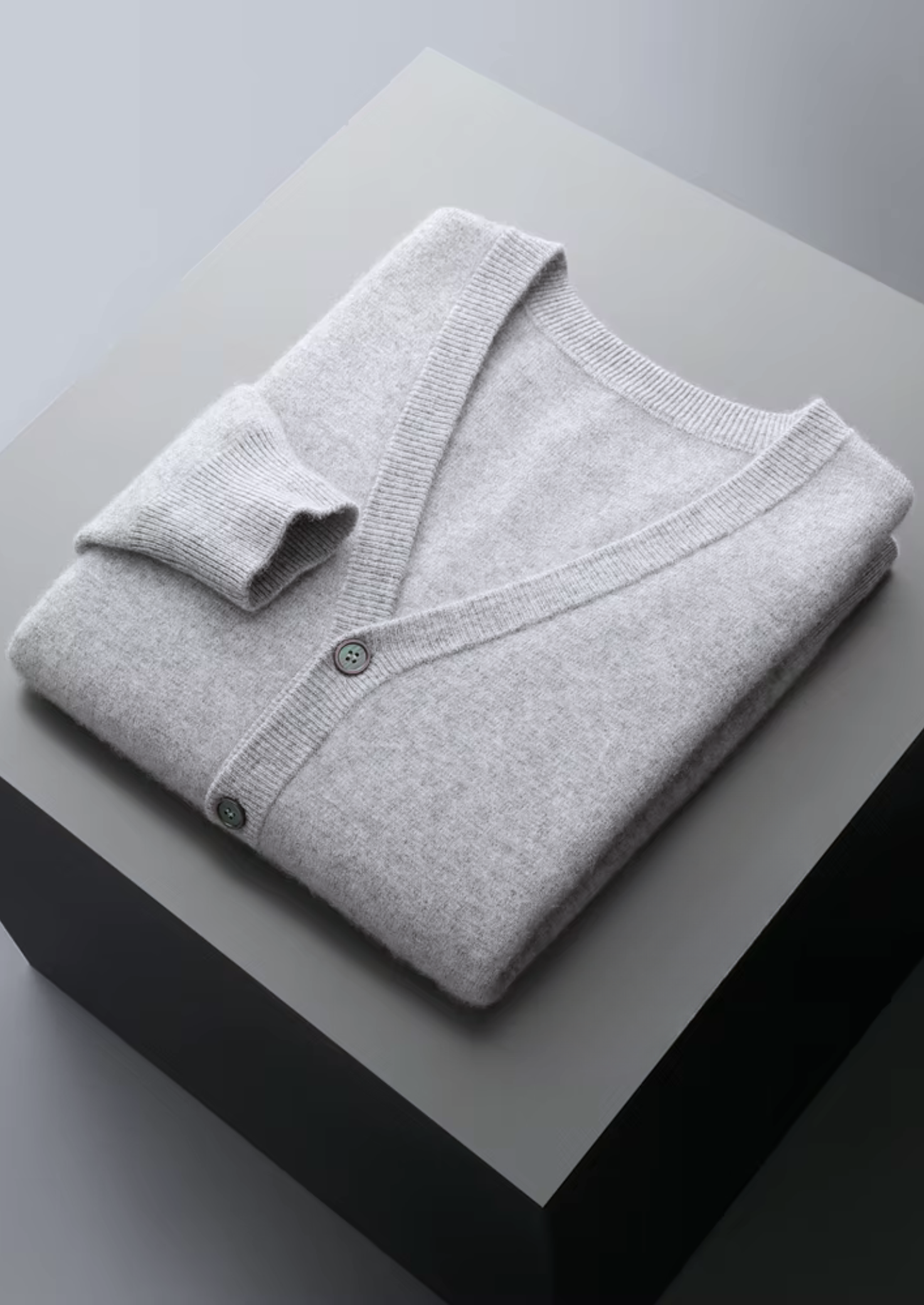 PURE EXTRA-FINE MERINO WOOL ESSENTIAL CARDIGAN CLOUDWOOL®