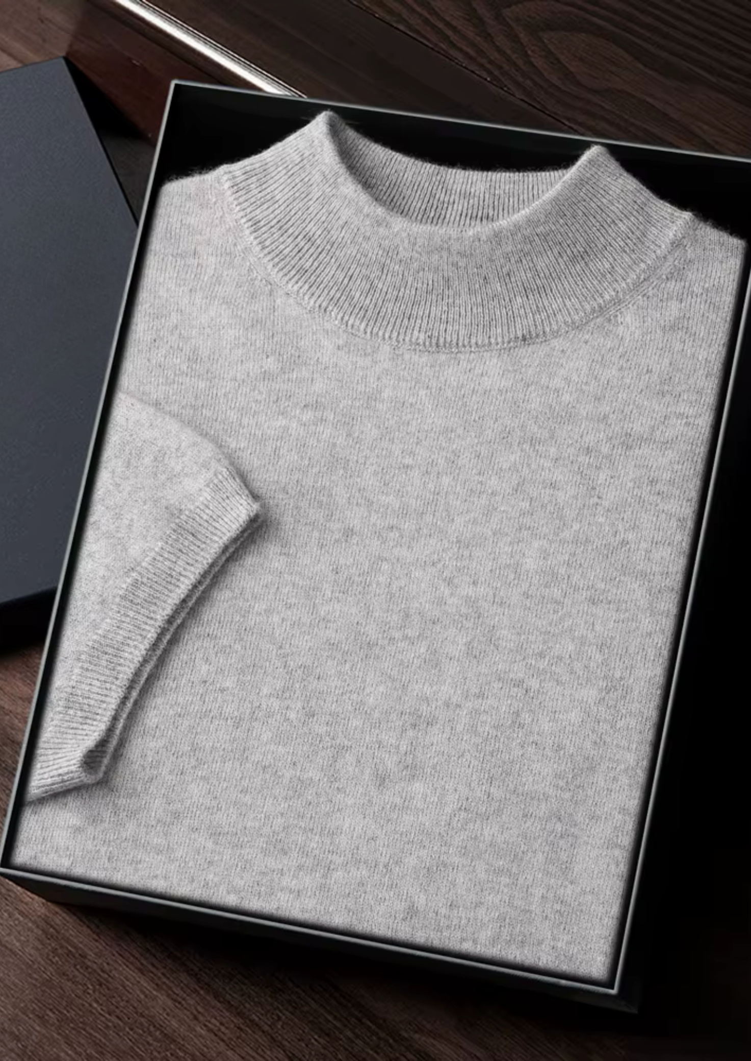 PREMIUM CASHMERE MOCK NECK T-SHIRT EXCLUSIVE RELEASE