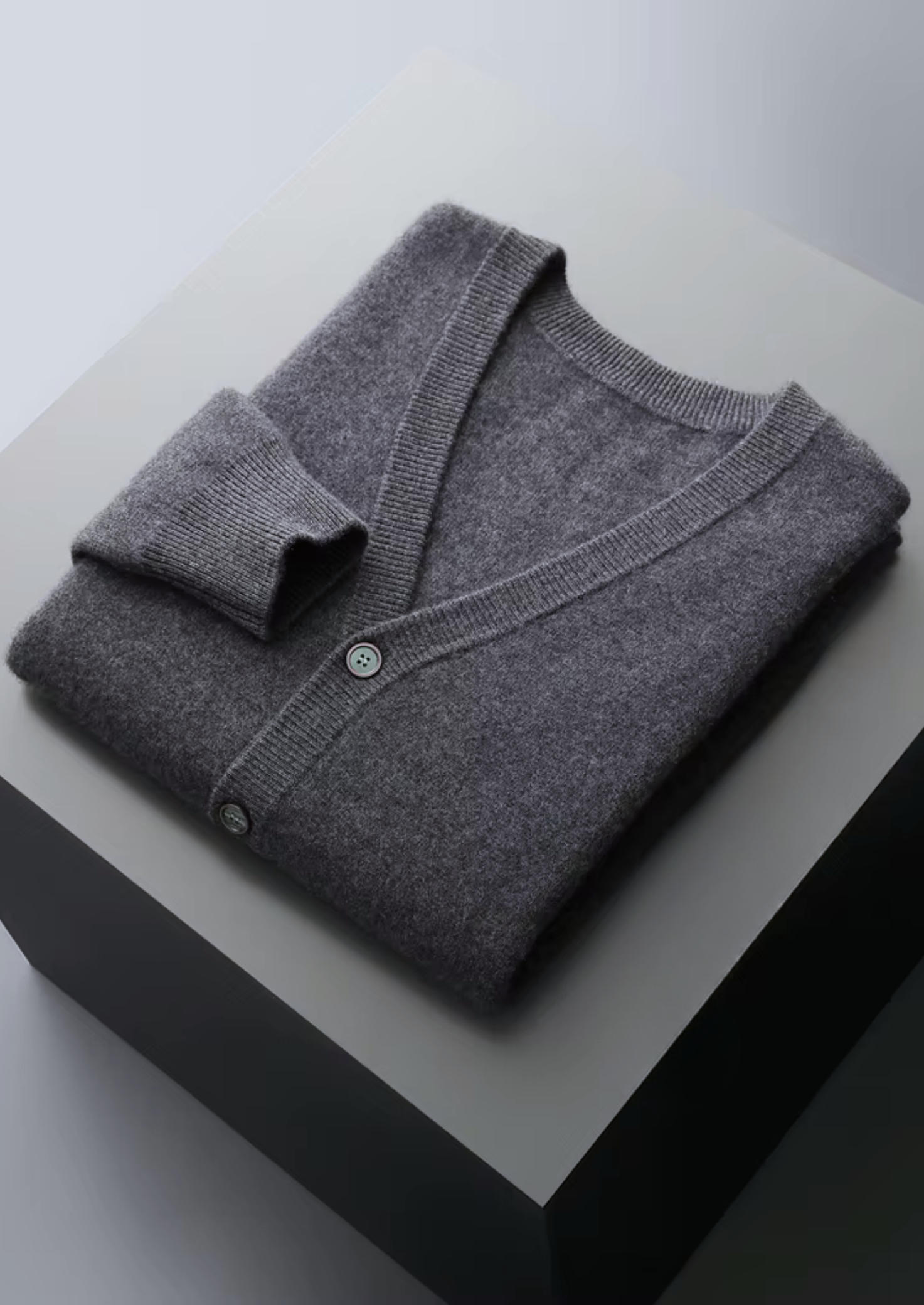 PURE EXTRA-FINE MERINO WOOL ESSENTIAL CARDIGAN CLOUDWOOL®