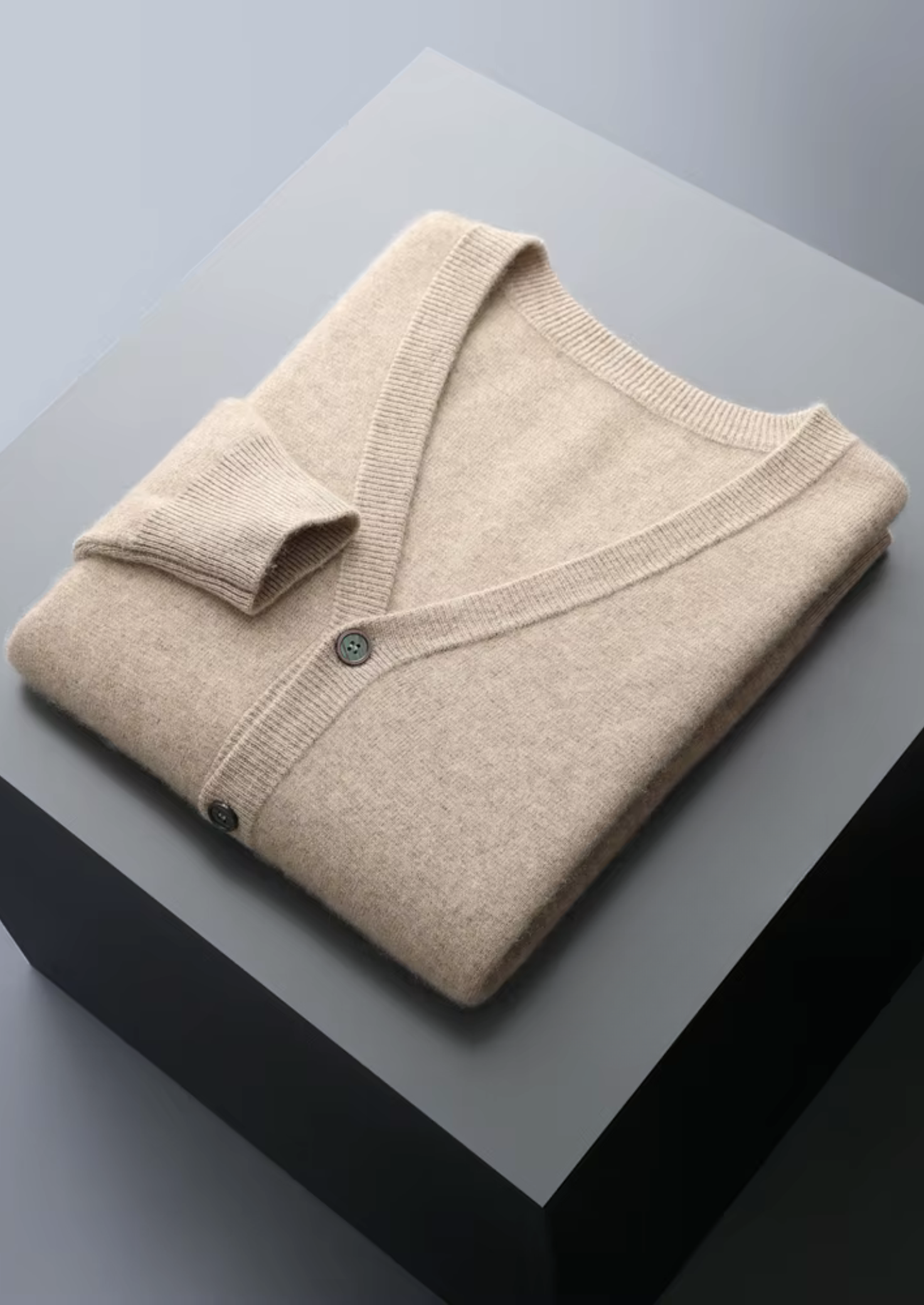 PURE EXTRA-FINE MERINO WOOL ESSENTIAL CARDIGAN CLOUDWOOL®