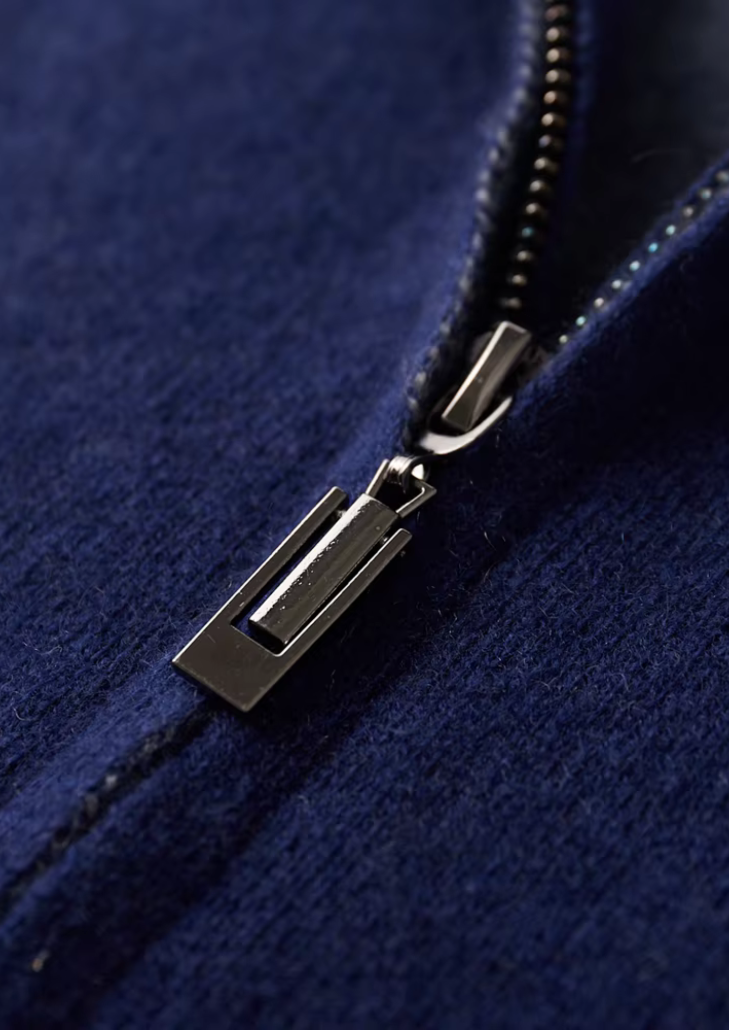 PREMIUM CASHMERE LEISURE SET EXCLUSIVE RELEASE