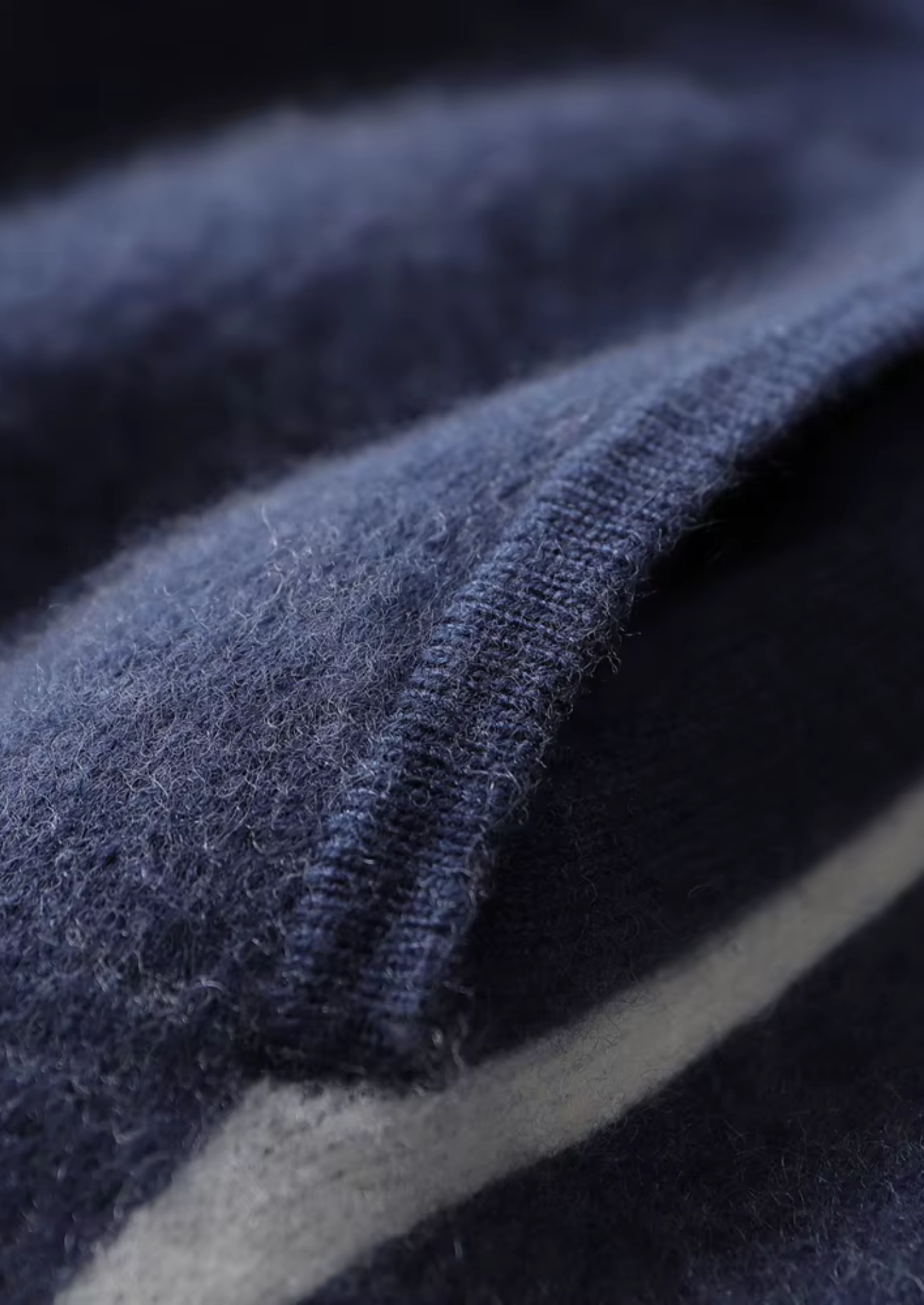 PREMIUM CASHMERE LEISURE SET EXCLUSIVE RELEASE
