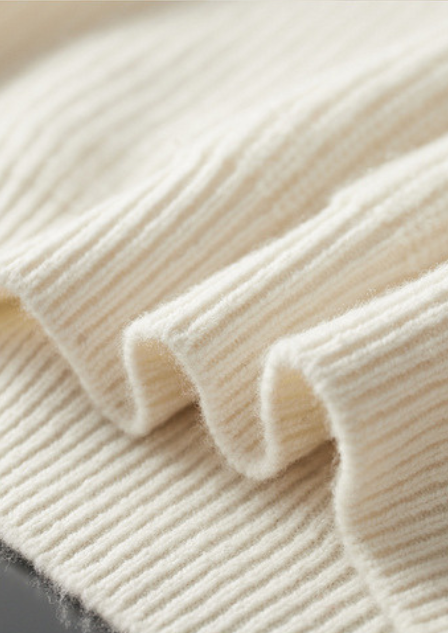 PURE EXTRA-FINE MERINO WOOL RIBBED RAGLAN CREWNECK CLOUDWOOL®