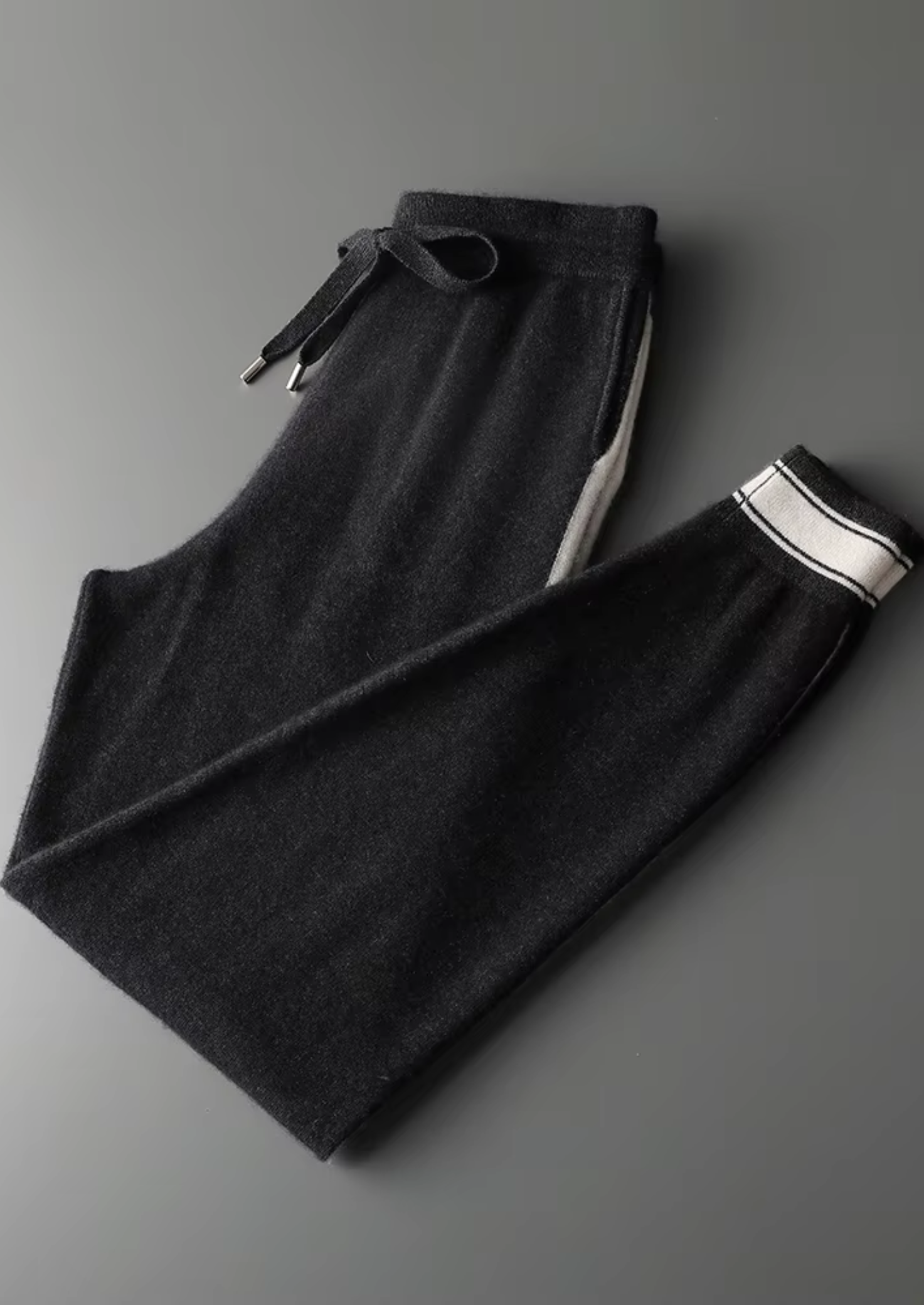 PREMIUM CASHMERE LEISURE SET EXCLUSIVE RELEASE