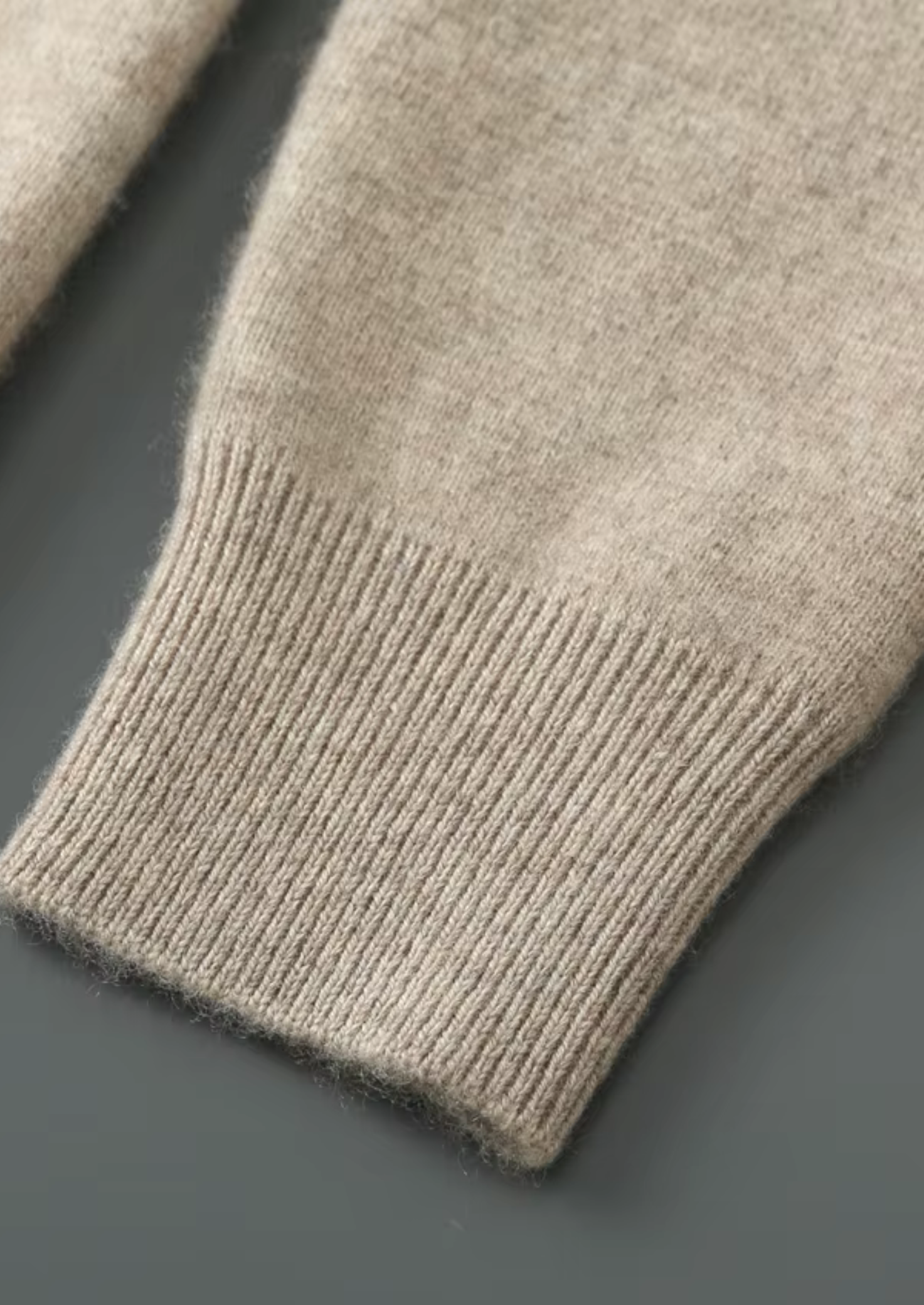 PURE EXTRA-FINE MERINO WOOL ESSENTIAL CARDIGAN CLOUDWOOL®