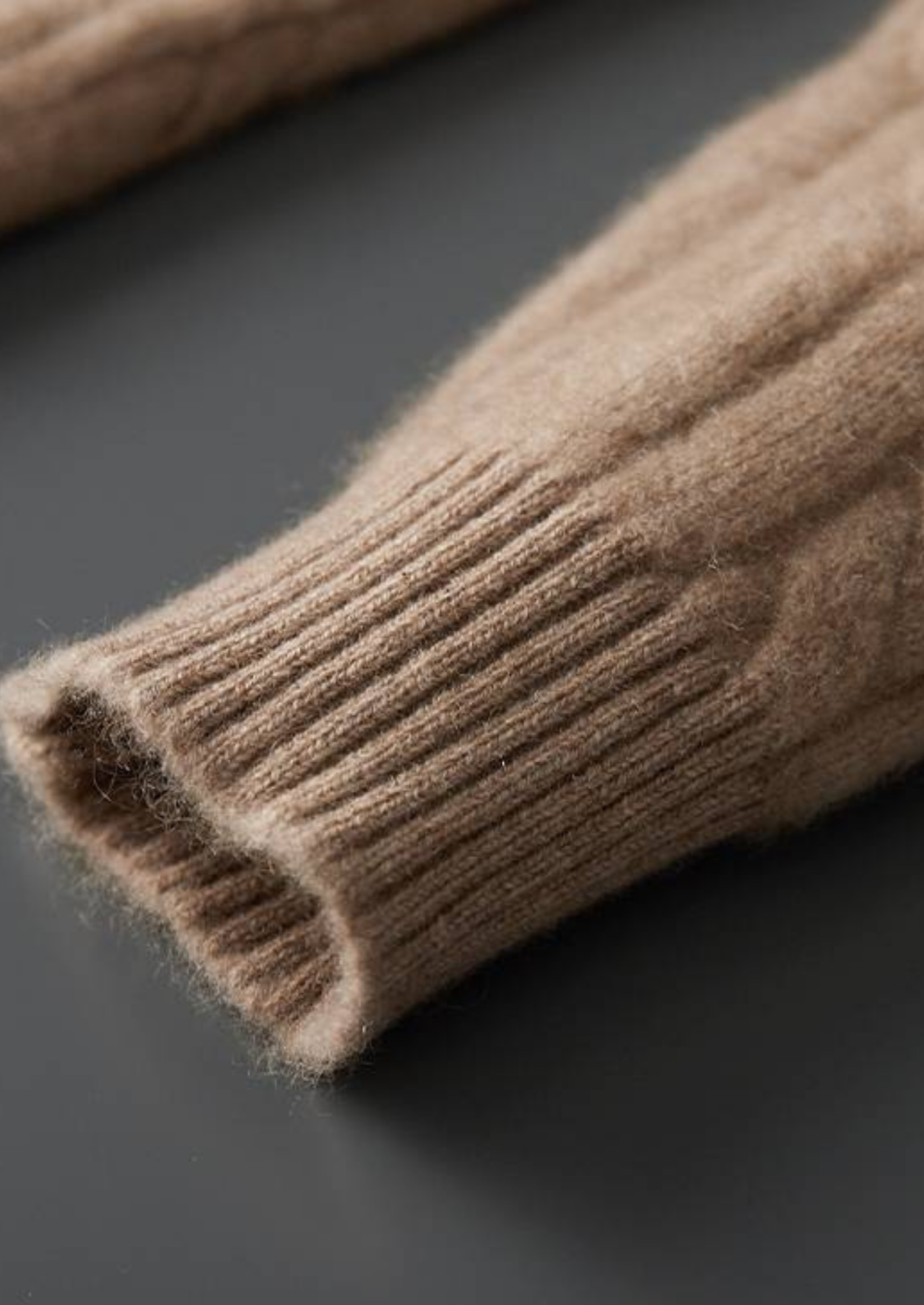 PURE CASHMERE CABLE KNIT HOODIE EXCLUSIVE RELEASE