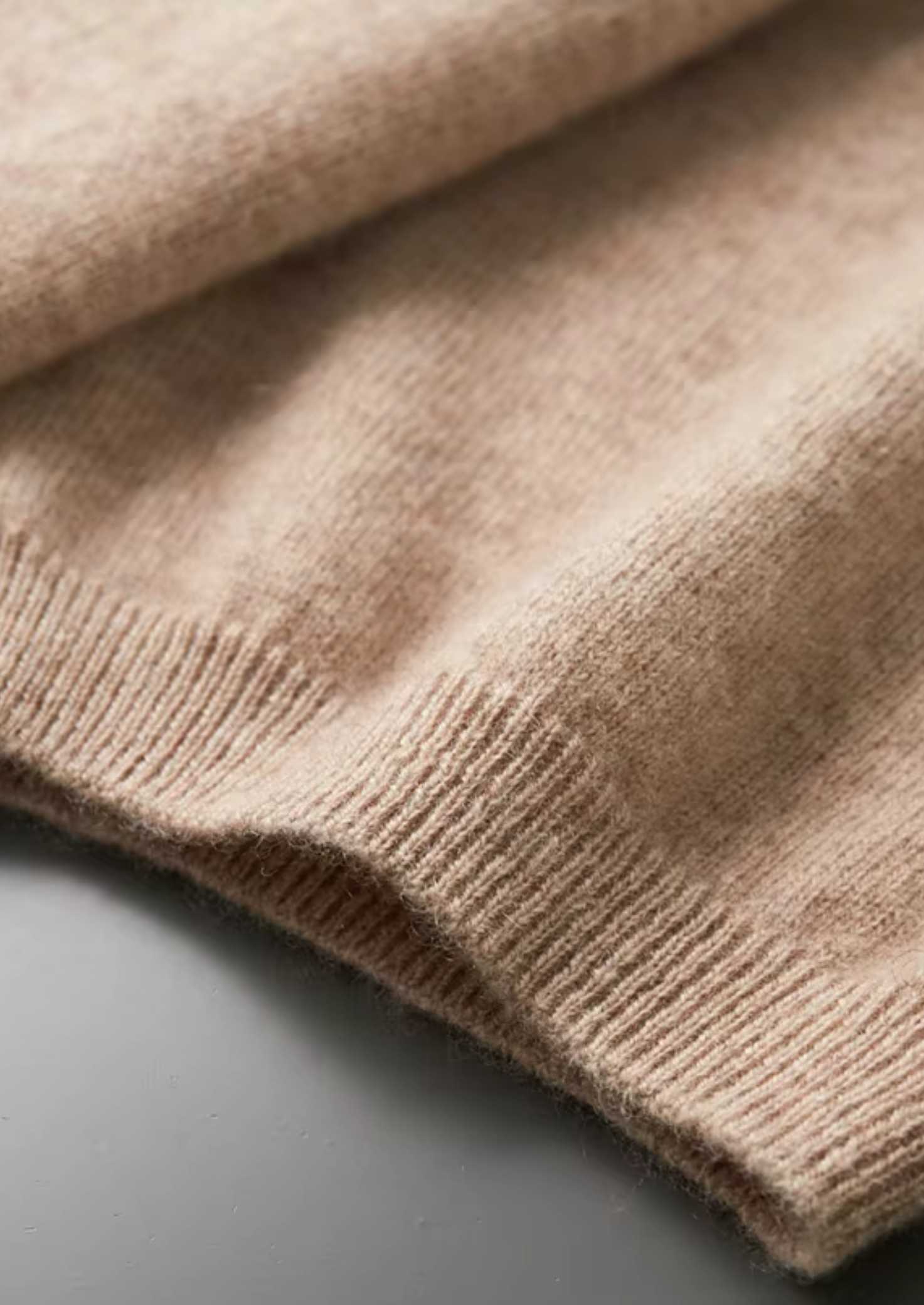 PREMIUM CASHMERE CLASSIC CREWNECK T-SHIRT EXCLUSIVE RELEASE