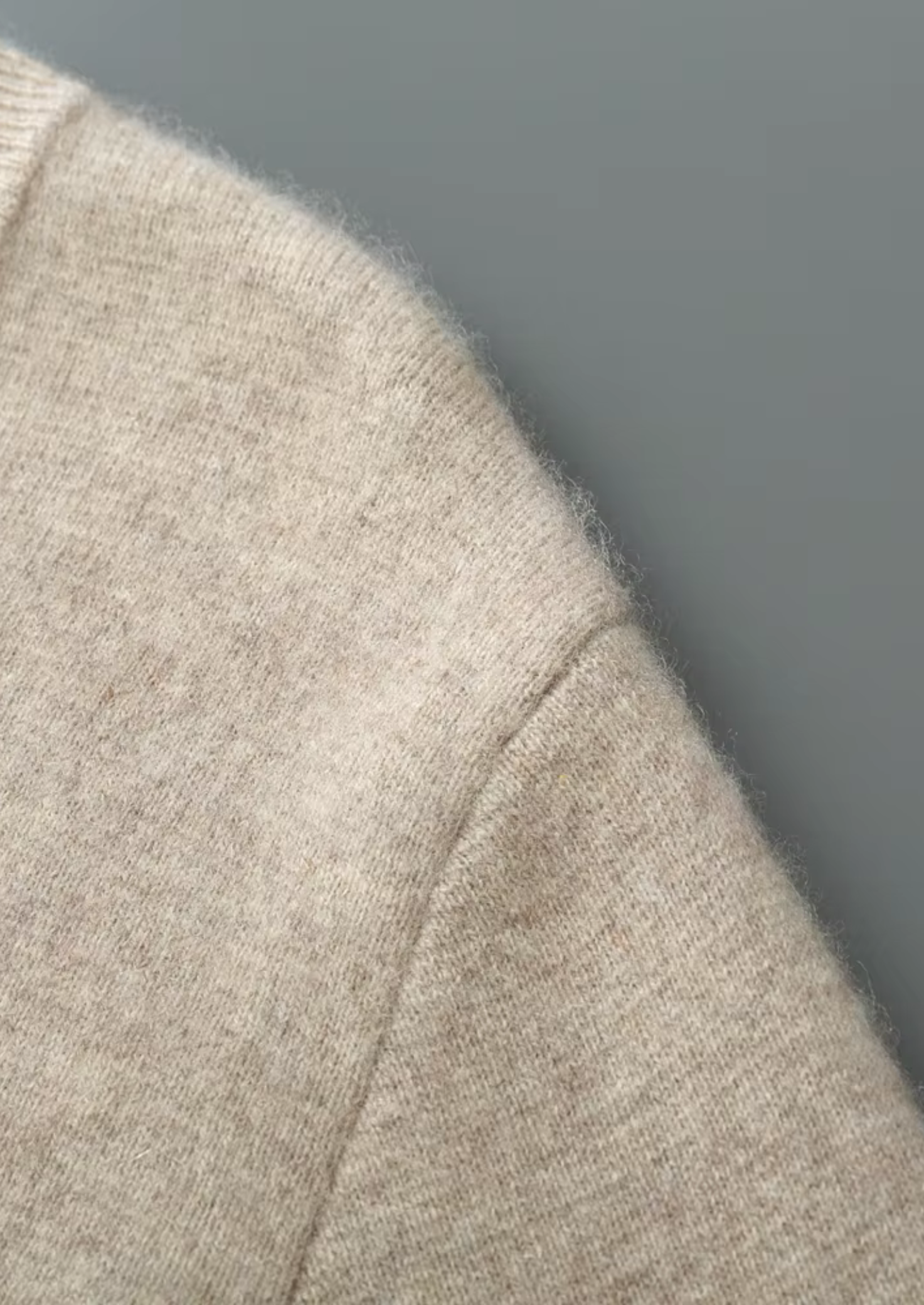 PURE EXTRA-FINE MERINO WOOL ESSENTIAL CARDIGAN CLOUDWOOL®