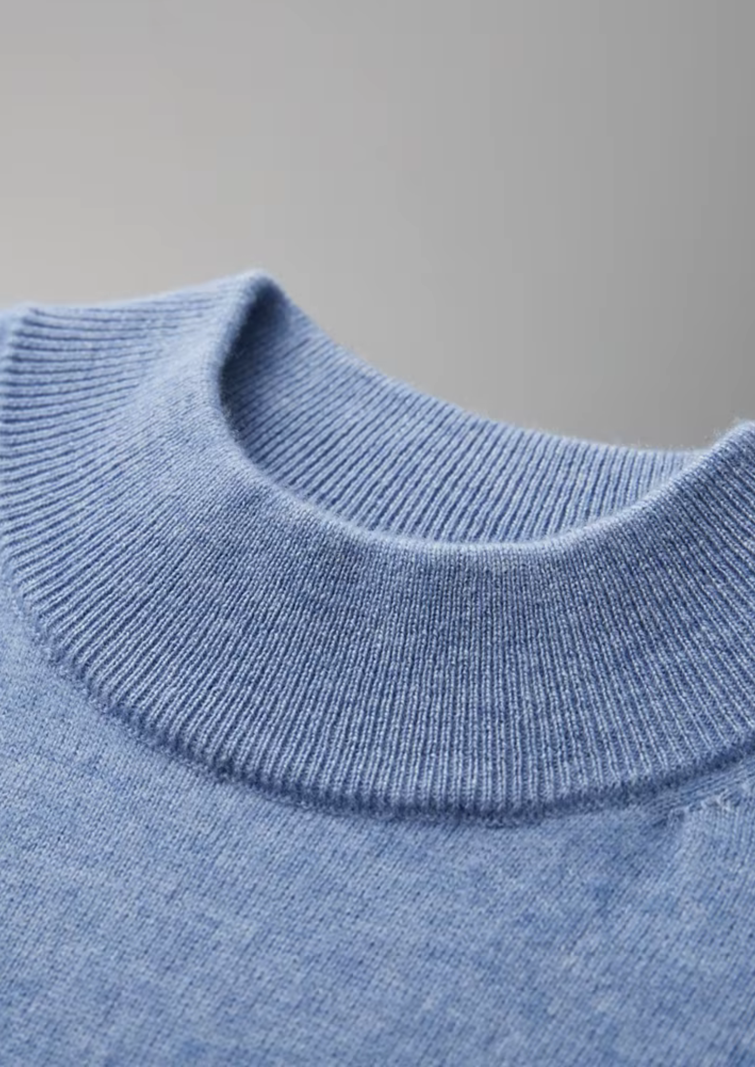 PREMIUM CASHMERE MOCK NECK T-SHIRT EXCLUSIVE RELEASE