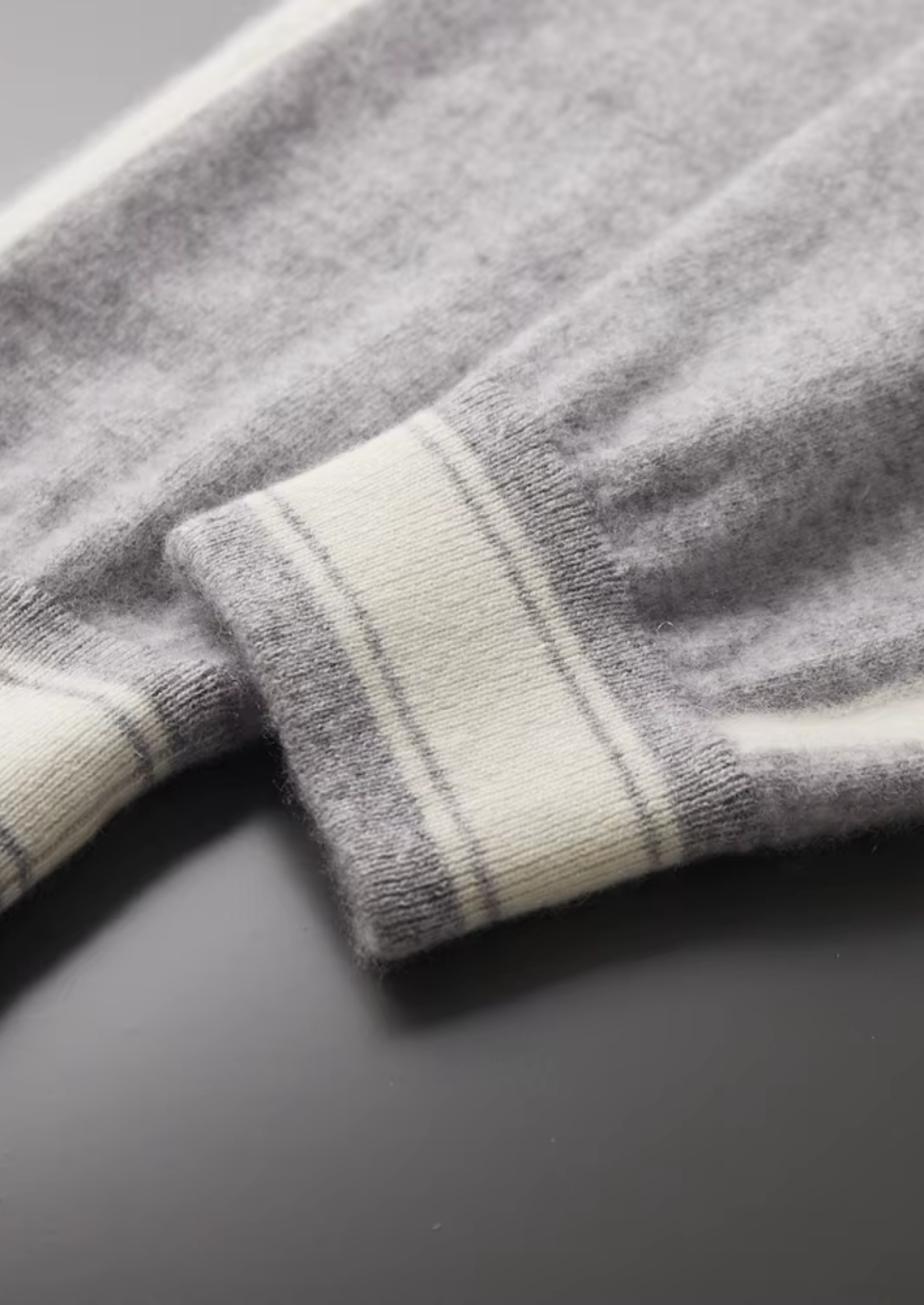 PREMIUM CASHMERE LEISURE SET EXCLUSIVE RELEASE