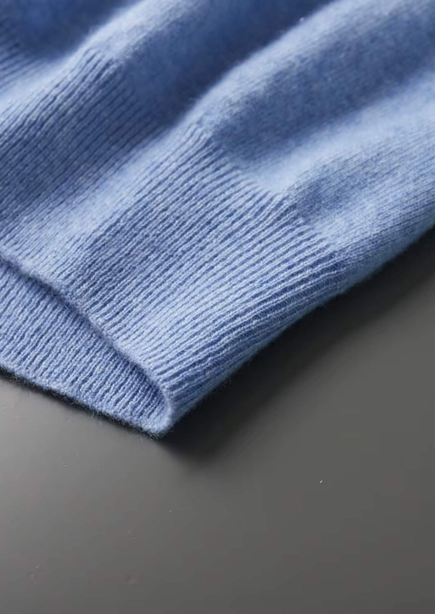PREMIUM CASHMERE CLASSIC CREWNECK T-SHIRT EXCLUSIVE RELEASE