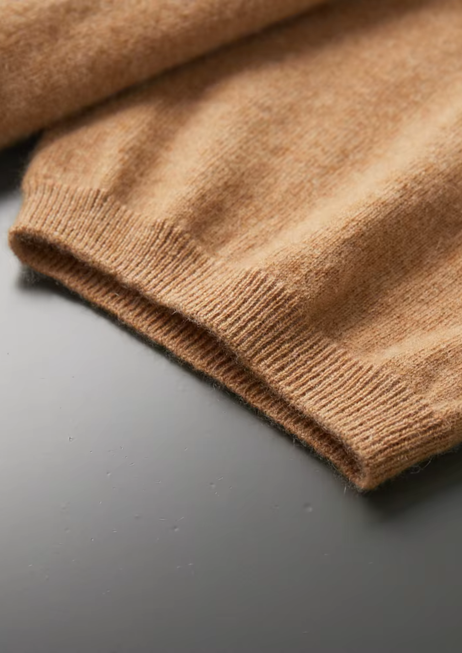 PREMIUM CASHMERE MOCK NECK T-SHIRT EXCLUSIVE RELEASE