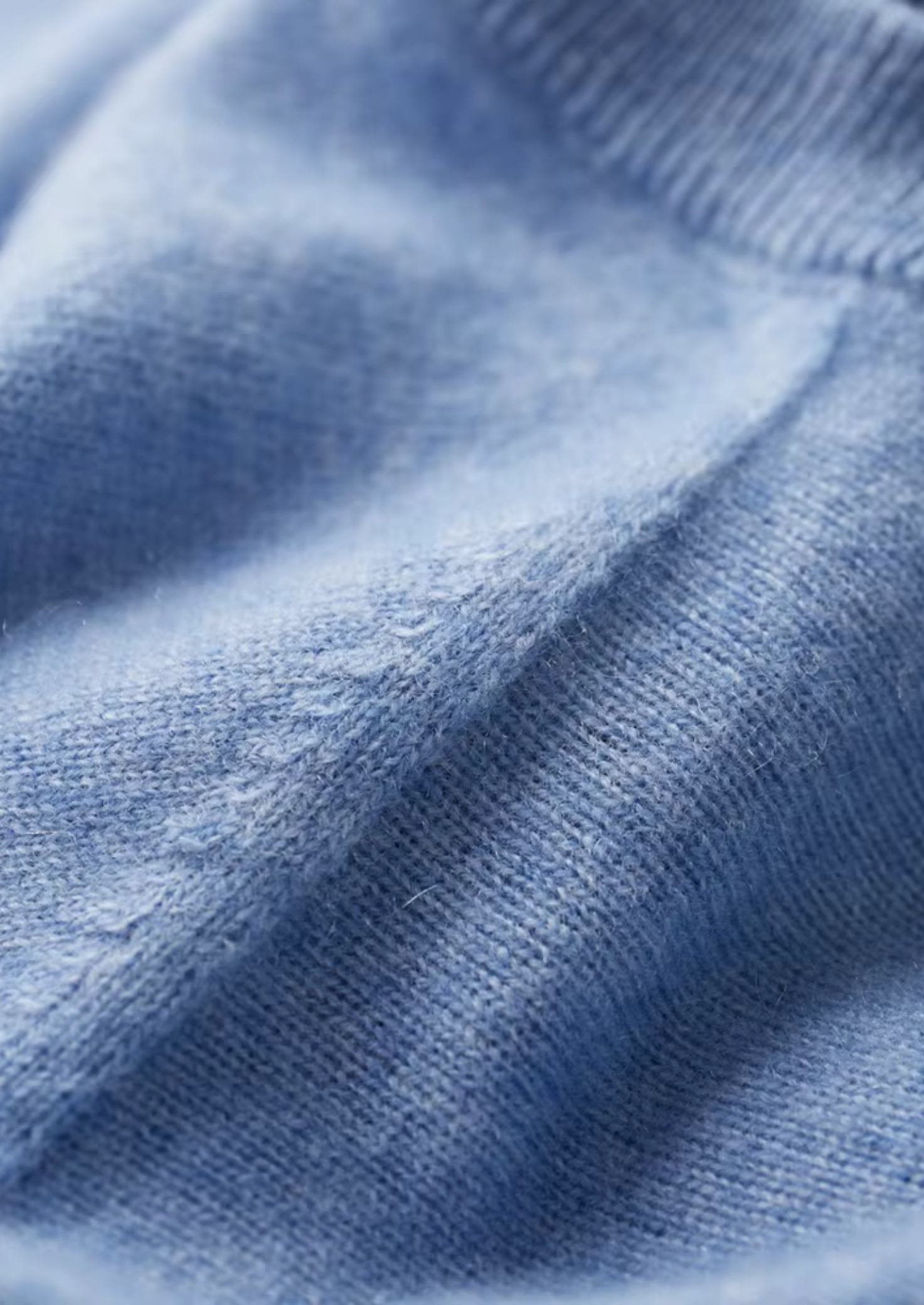 PREMIUM CASHMERE CLASSIC CREWNECK T-SHIRT EXCLUSIVE RELEASE