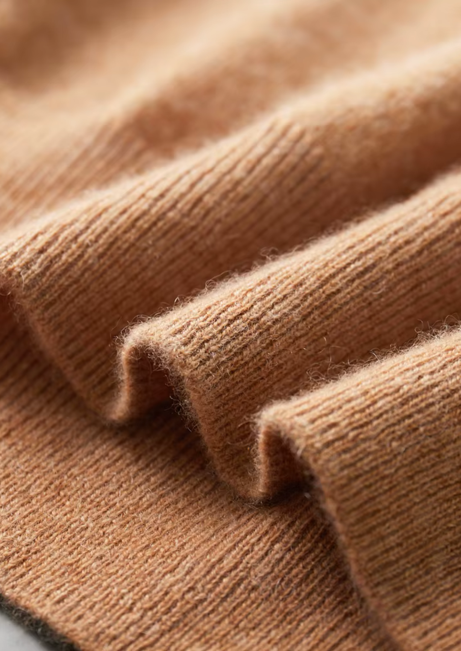 PREMIUM CASHMERE CLASSIC CREWNECK T-SHIRT EXCLUSIVE RELEASE