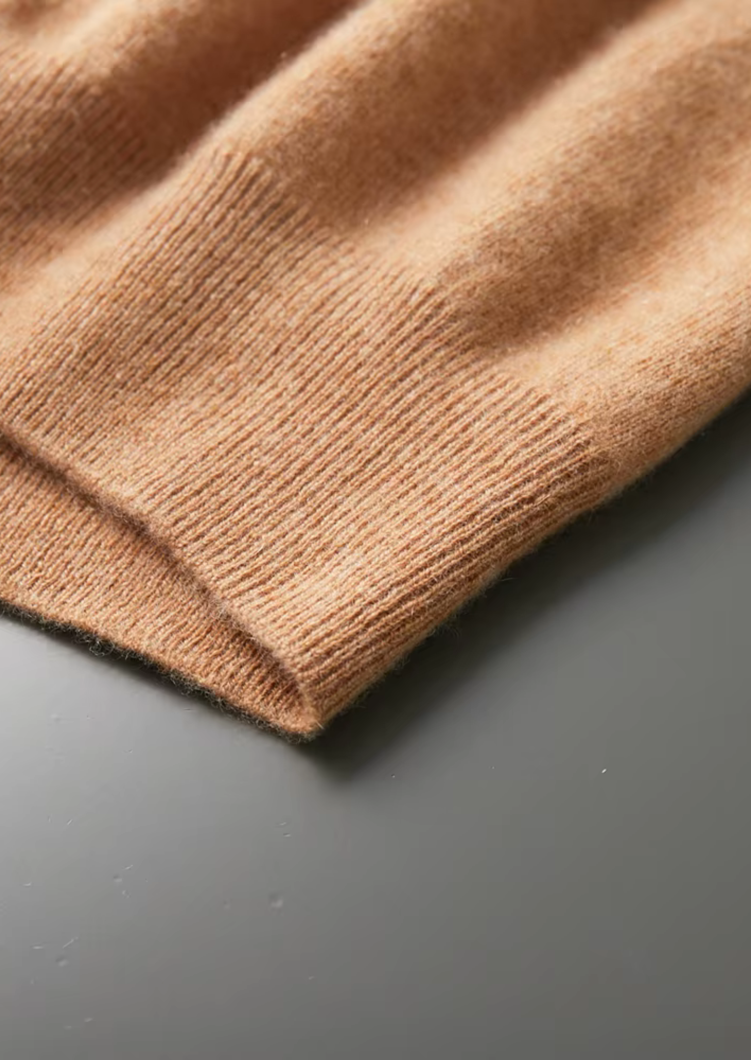 PREMIUM CASHMERE CLASSIC CREWNECK T-SHIRT EXCLUSIVE RELEASE