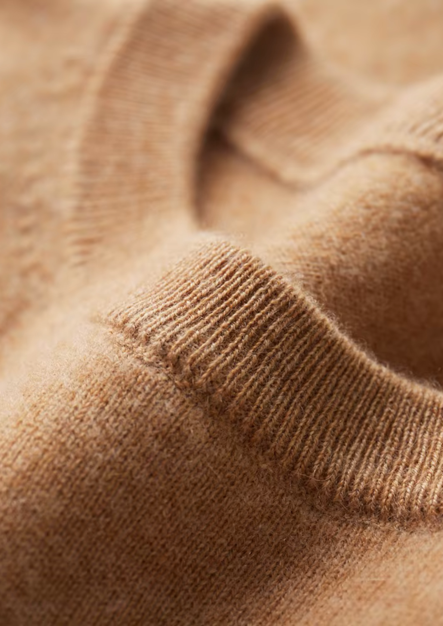 PREMIUM CASHMERE CLASSIC CREWNECK T-SHIRT EXCLUSIVE RELEASE