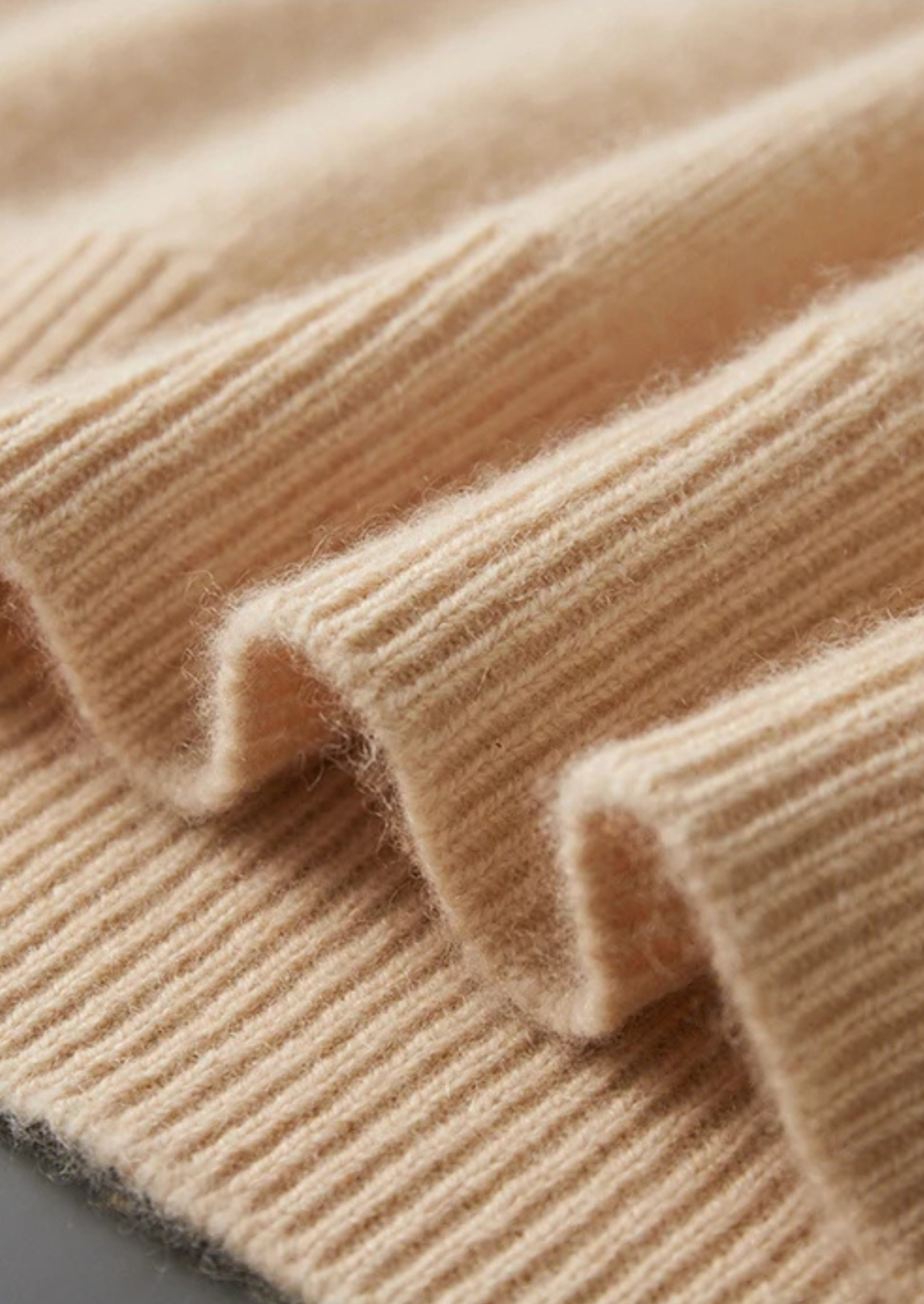 PREMIUM CASHMERE LEISURE HOODIE EXCLUSIVE RELEASE