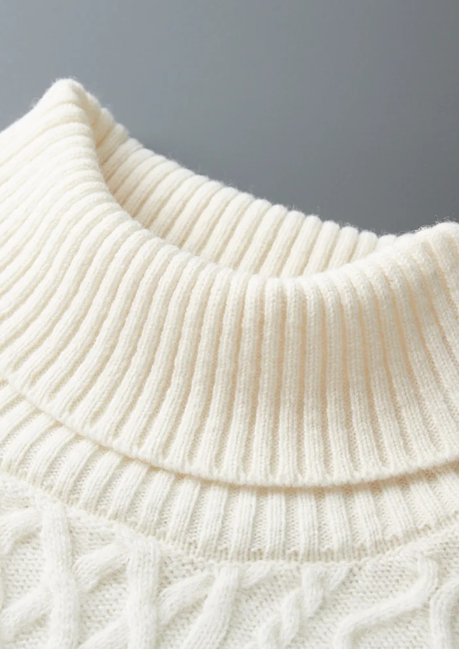 PURE EXTRA-FINE MERINO WOOL WINTERTIME ROLLNECK CLOUDWOOL®