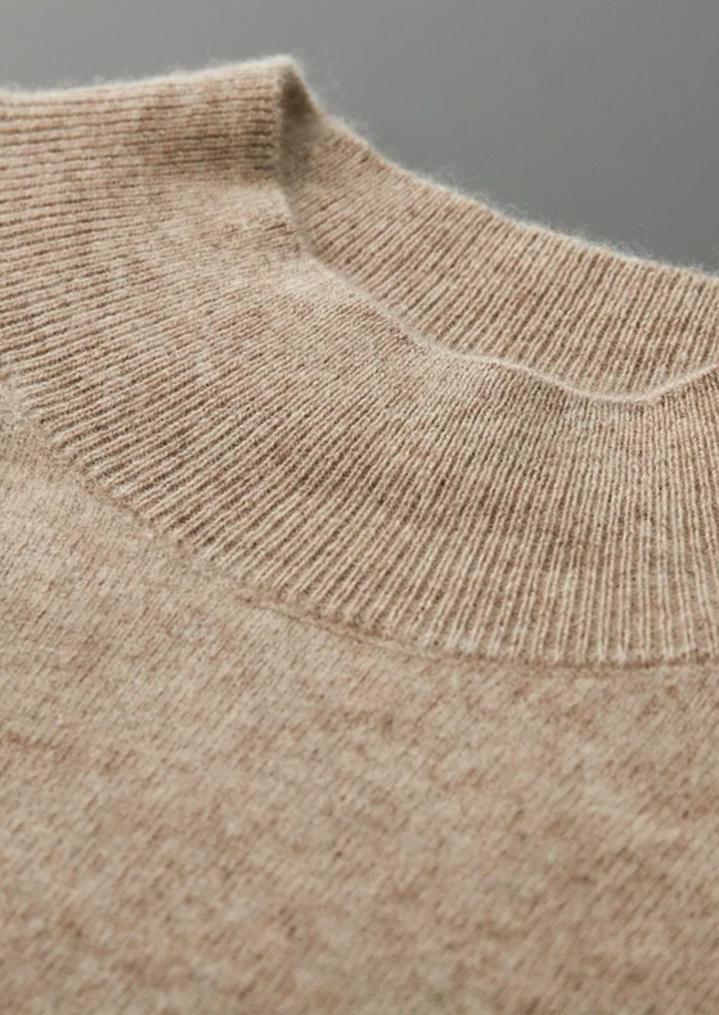 PURE EXTRA-FINE MERINO WOOL RAGLAN MOCKNECK CLOUDWOOL®