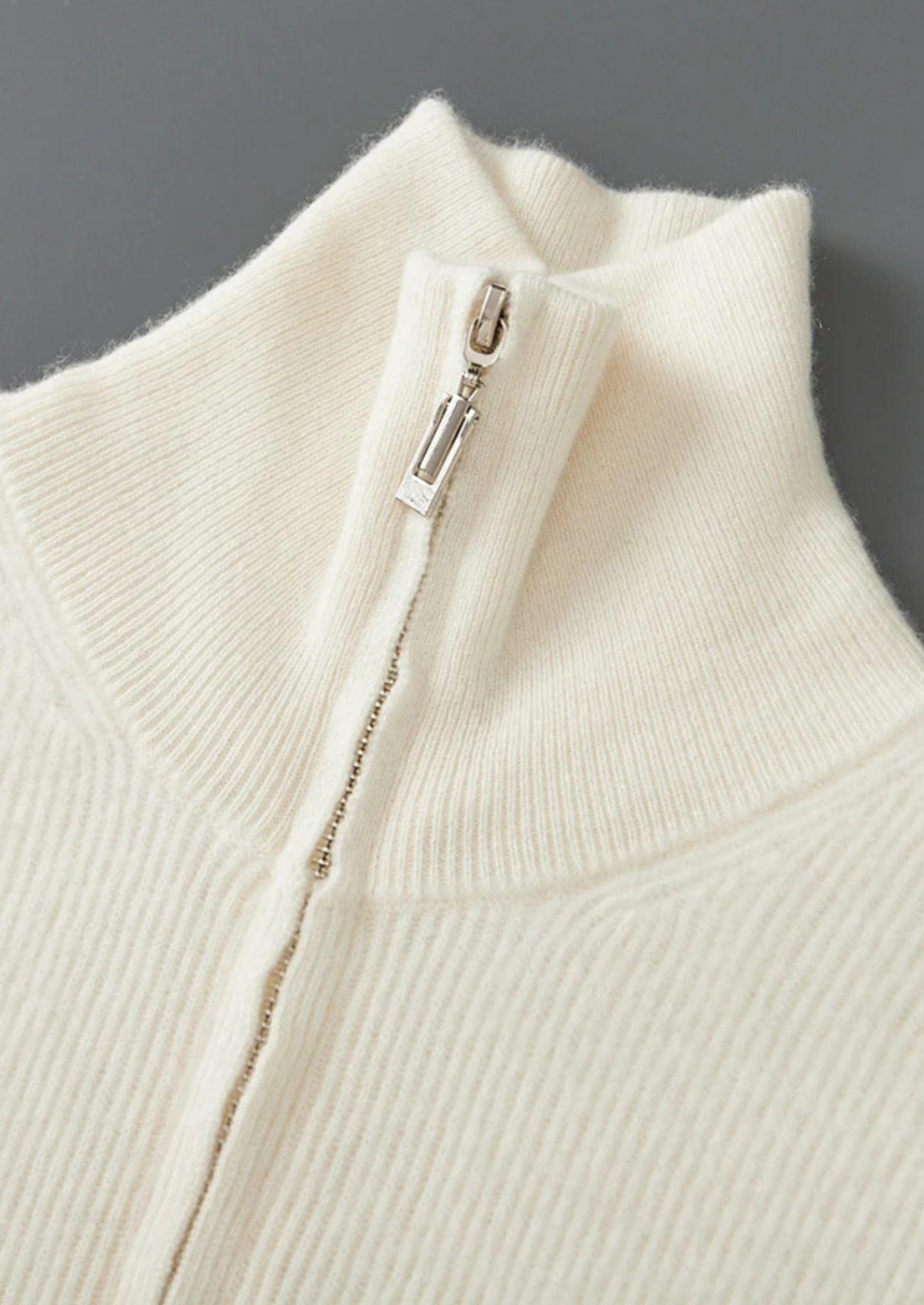 PURE EXTRA-FINE MERINO WOOL RIBBED ZIPPER CARDIGAN CLOUDWOOL®