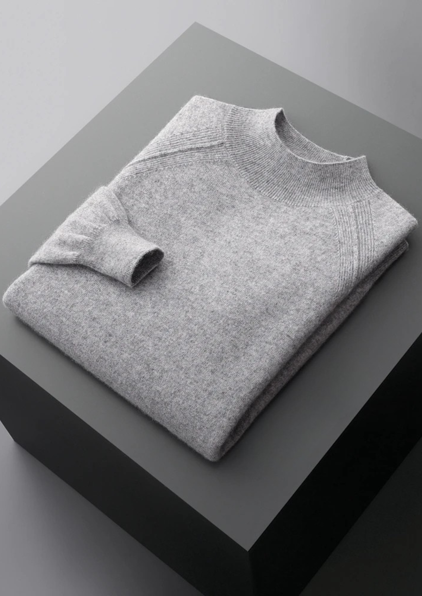 PURE EXTRA-FINE MERINO WOOL RAGLAN MOCKNECK CLOUDWOOL®