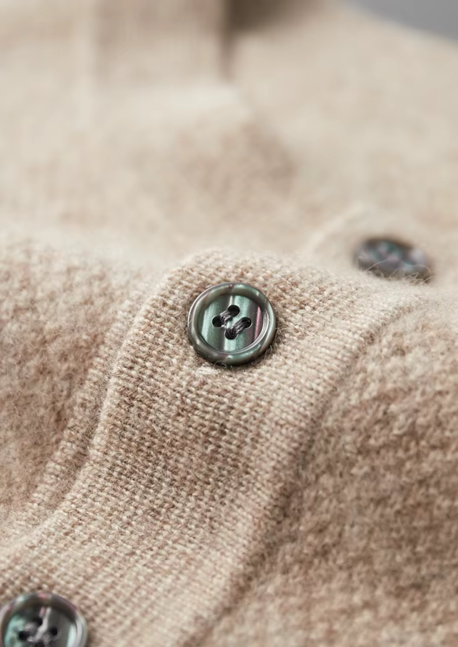PREMIUM CASHMERE CLASSIC HENLEY SWEATER EXCLUSIVE RELEASE